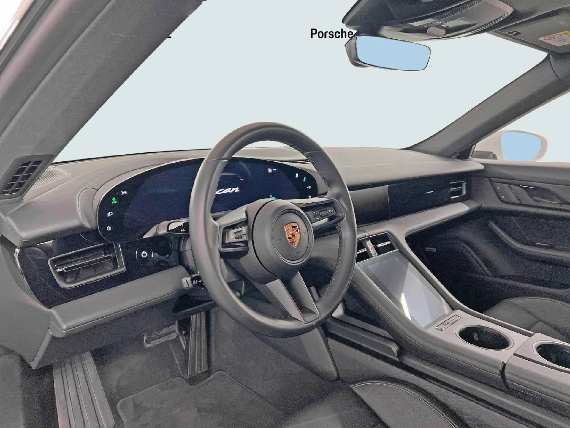 PORSCHE Taycan 4 Cross Turismo-image-3