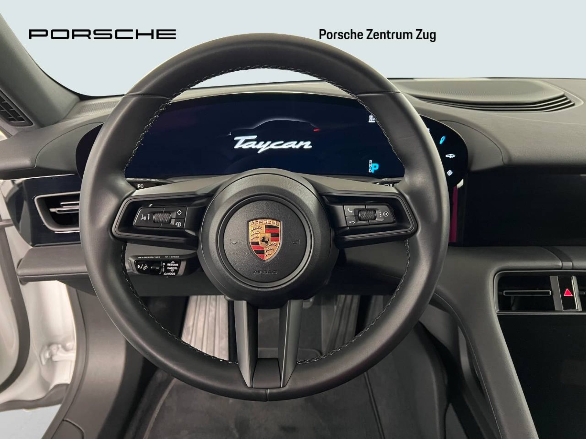 PORSCHE Taycan 4 Cross Turismo-image-15