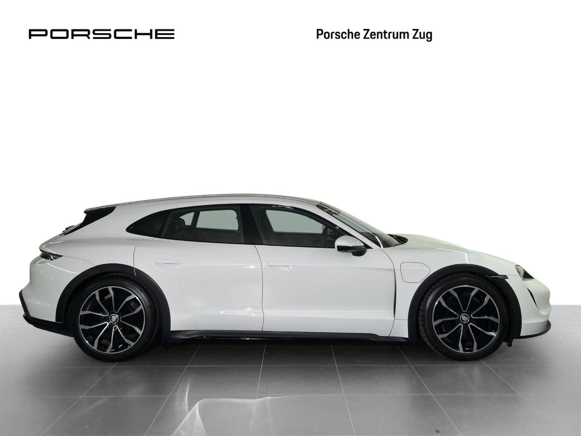 PORSCHE Taycan 4 Cross Turismo-image-9