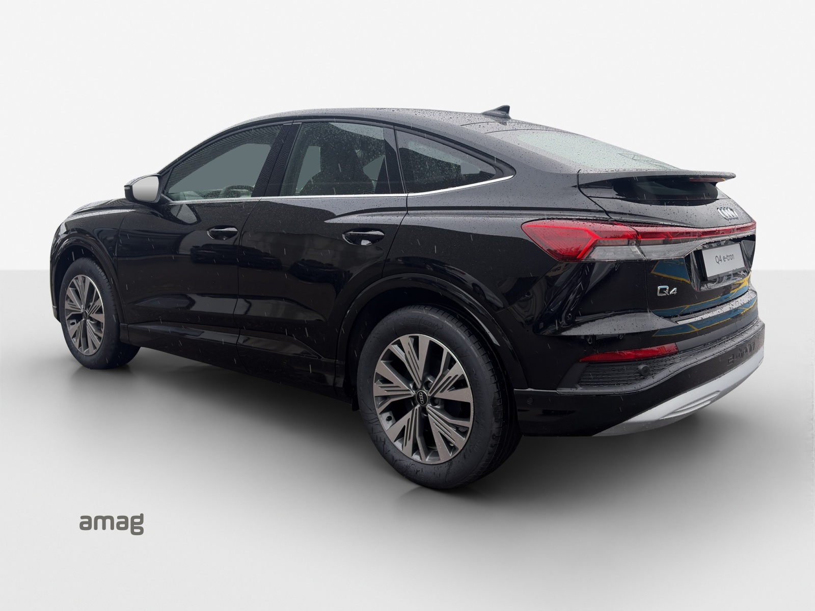 AUDI Q4 Sportback e-tron 45 Attraction quattro-showroom-element-2