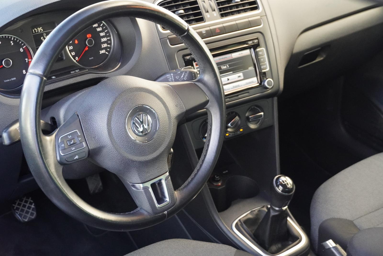 VW Polo 1.2 TSI Sport Comfortline-image-14