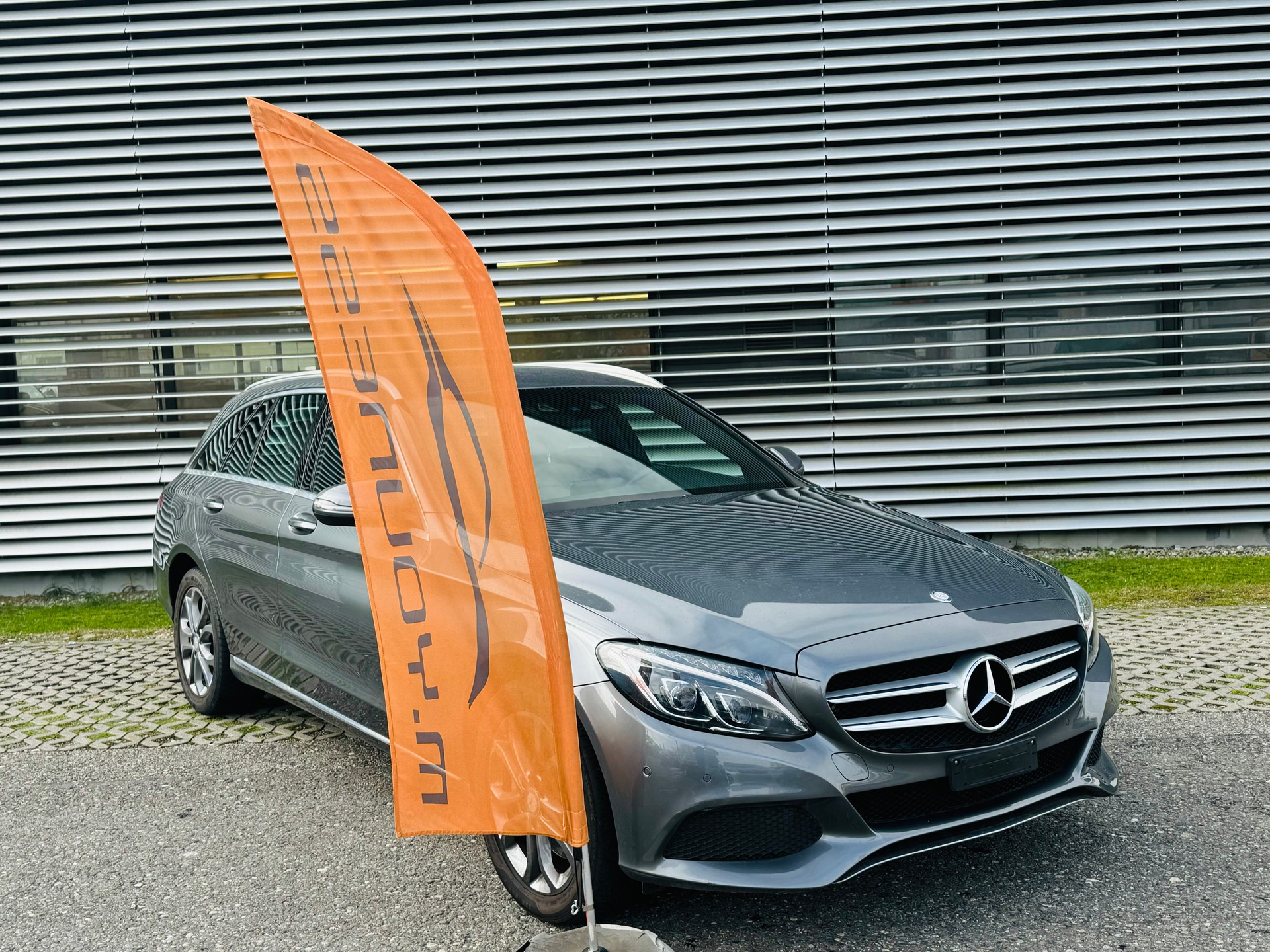 MERCEDES-BENZ C 250 BlueTEC Avantgarde 4Matic 7G-Tronic