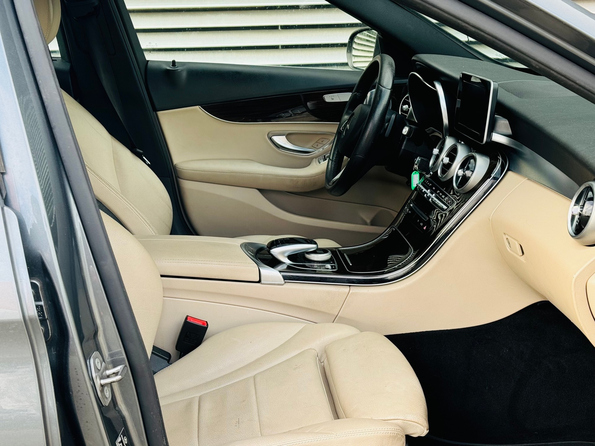 MERCEDES-BENZ C 250 BlueTEC Avantgarde 4Matic 7G-Tronic-image-7