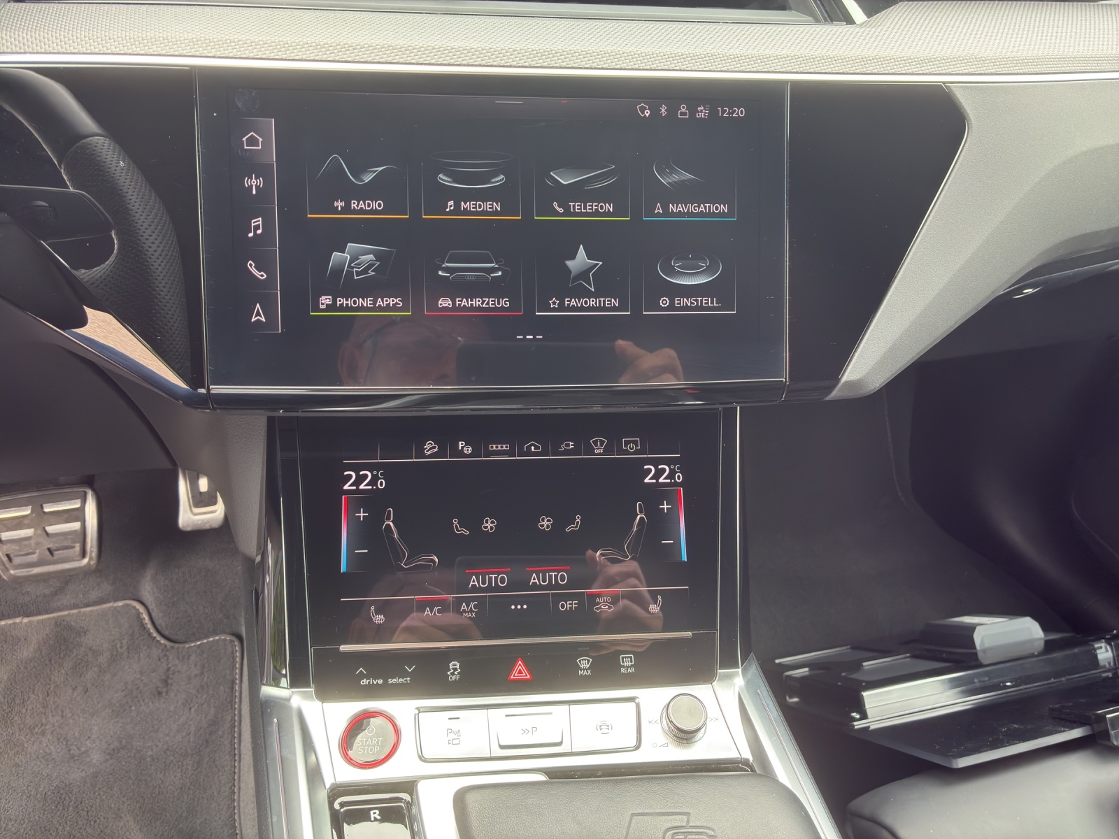 AUDI SQ8 Sportback e-tron quattro-image-11