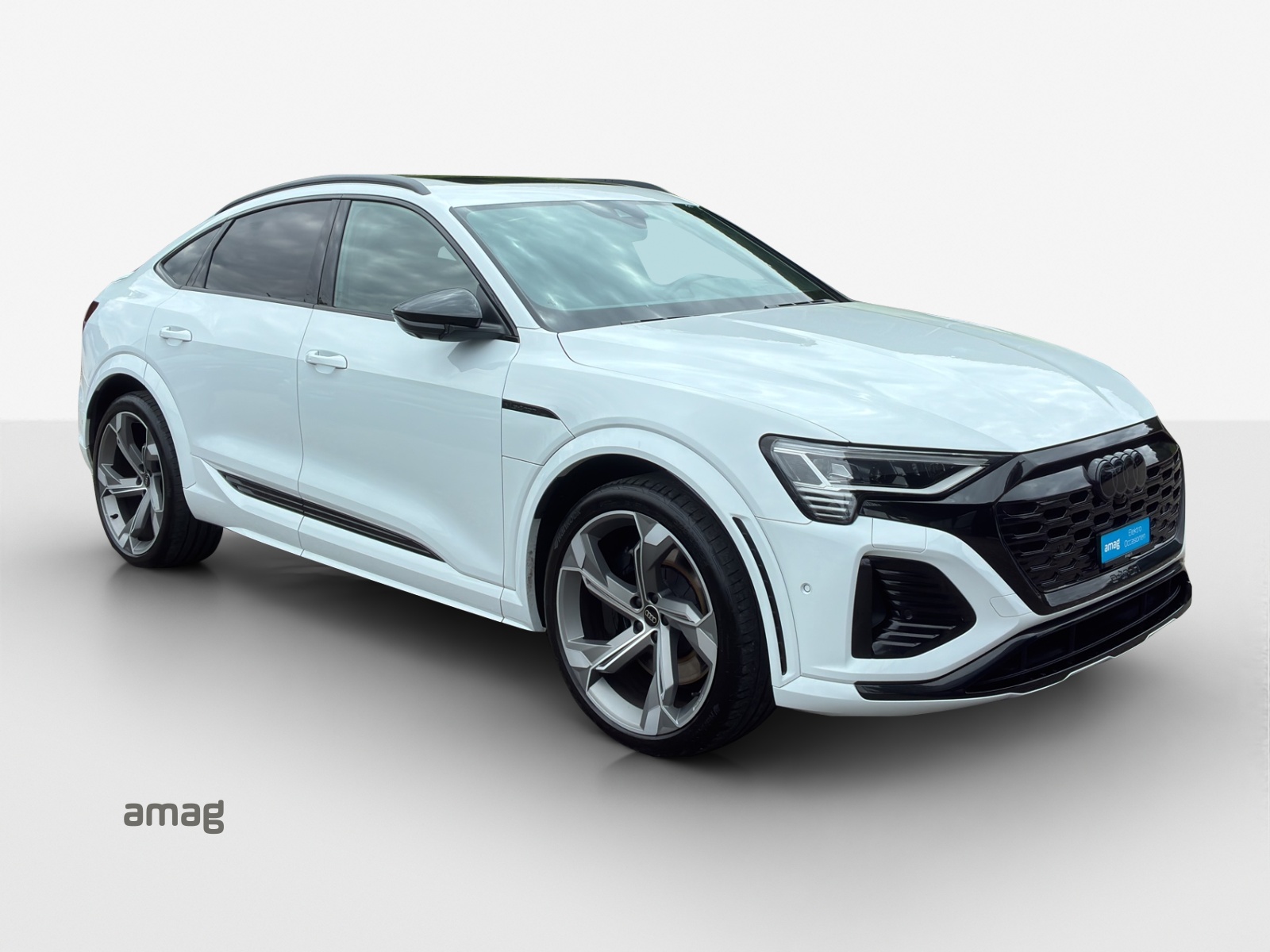 AUDI SQ8 Sportback e-tron quattro-image-6