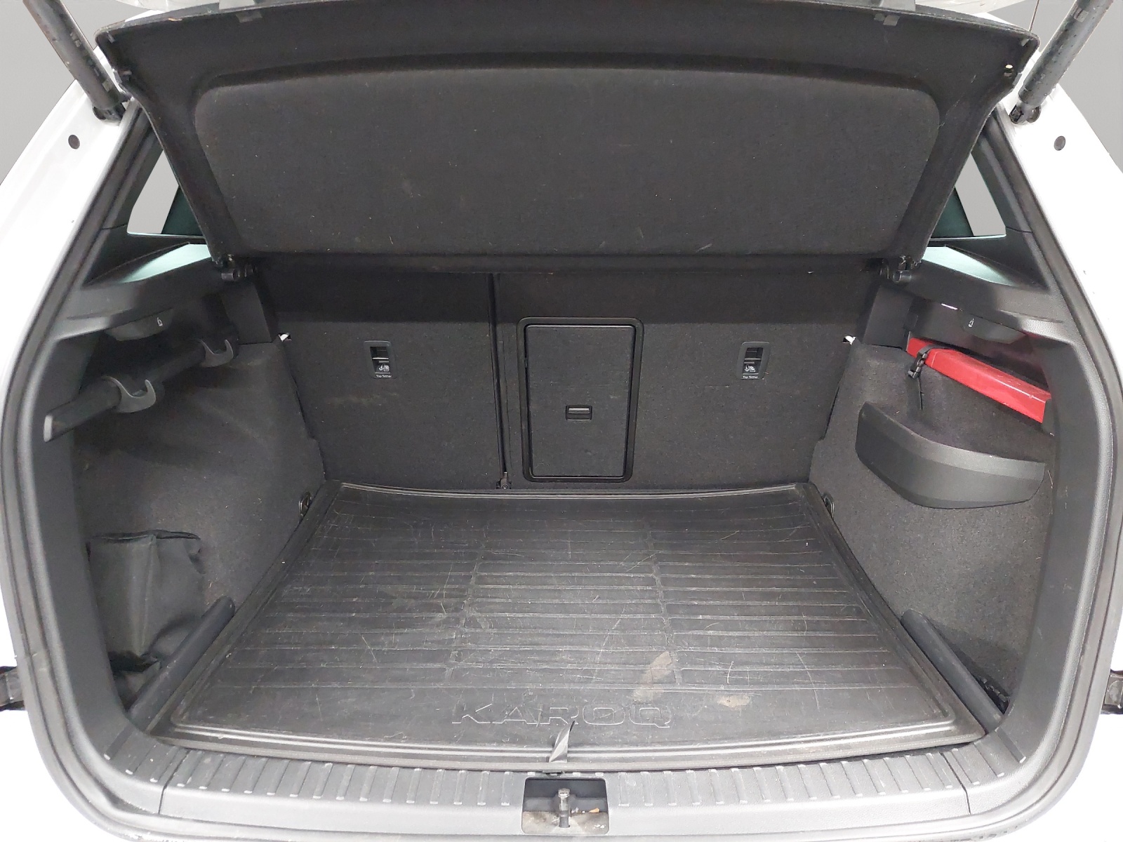 SKODA Karoq 2.0 TSI SportLine 4x4 DSG-image-10