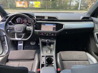 AUDI Q3 2.0 40 TFSI S line quattro S-Tronic-image-7