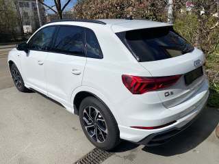 AUDI Q3 2.0 40 TFSI S line quattro S-Tronic-image-1