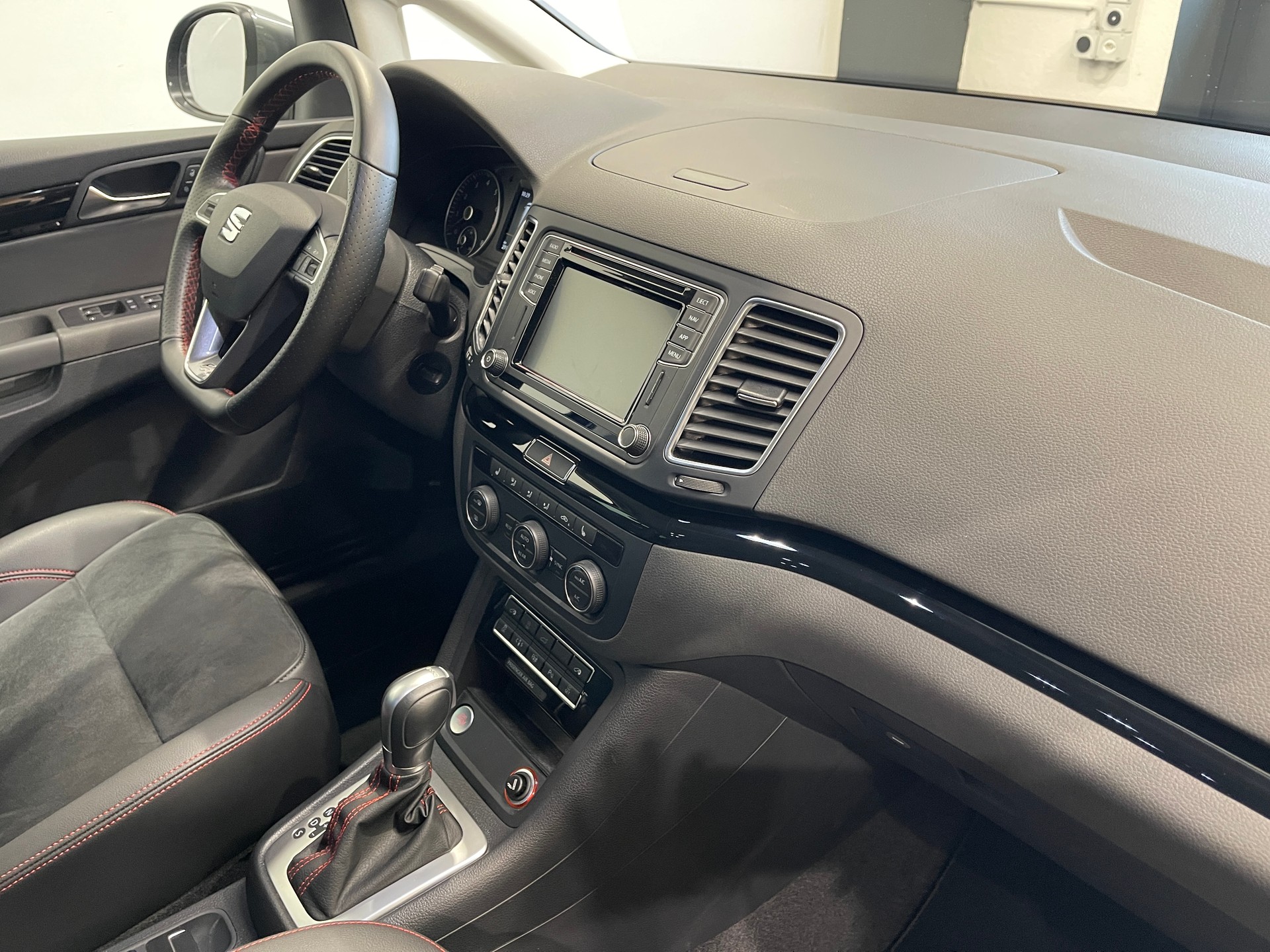 SEAT Alhambra 1.4 TSI DSG Hola FR-image-20
