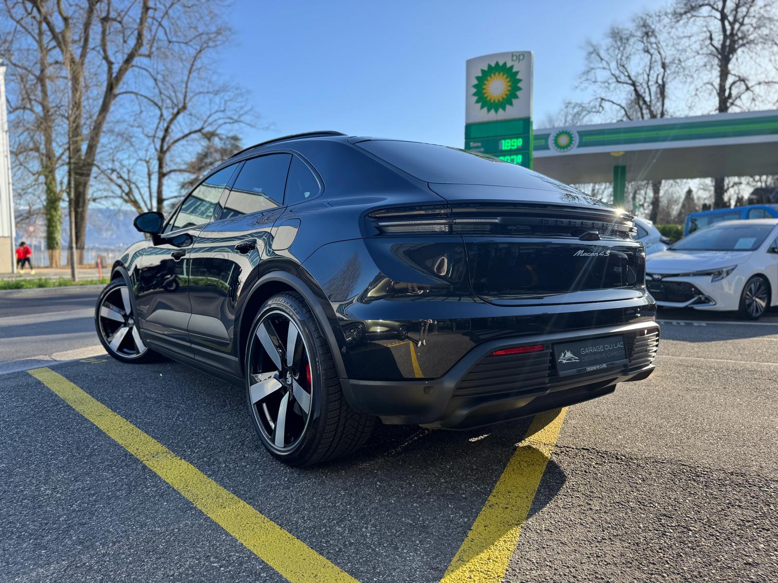 PORSCHE Macan 4 S 100kWh-image-2