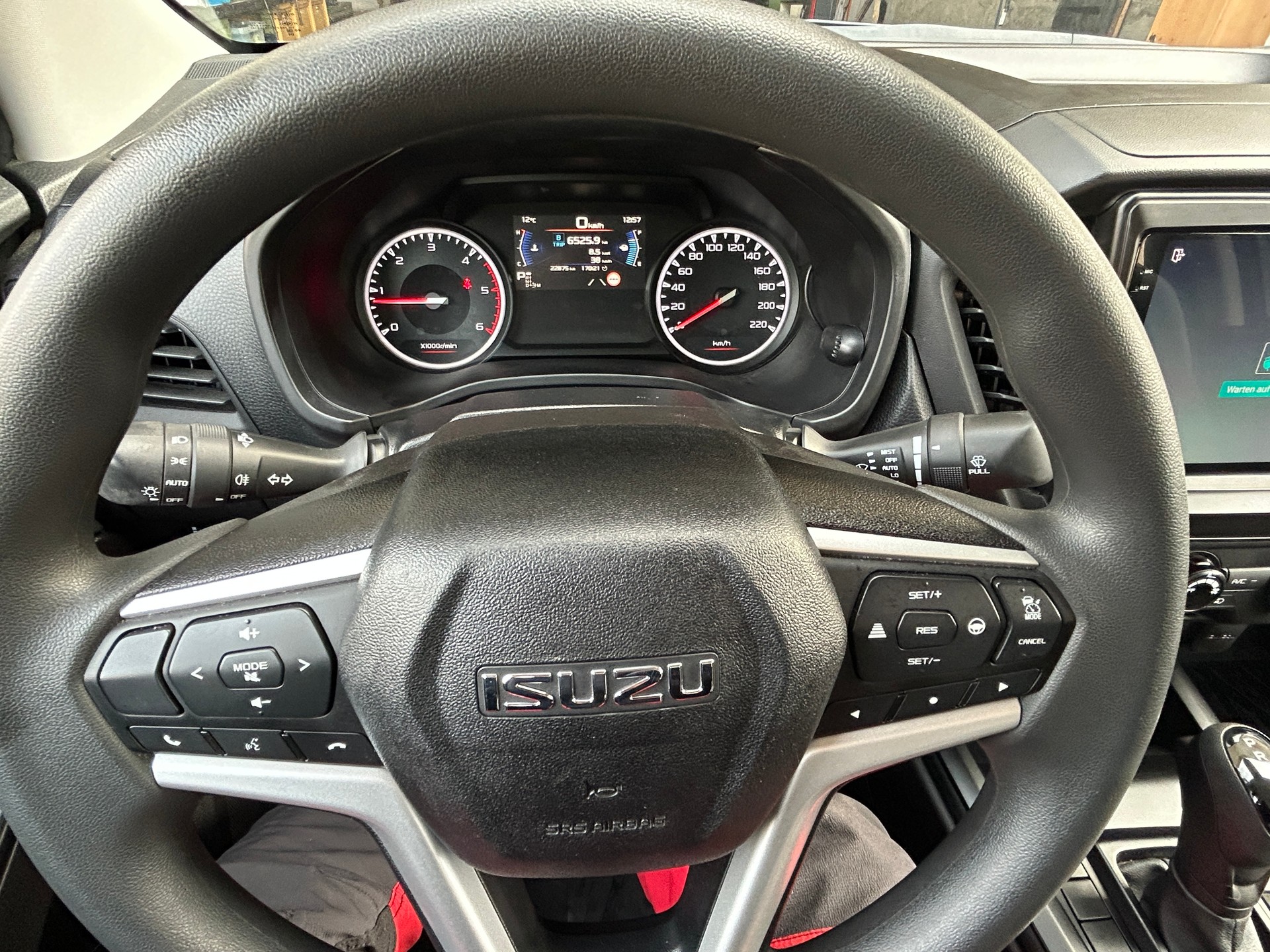 ISUZU N60 4x4 Aut.-image-8