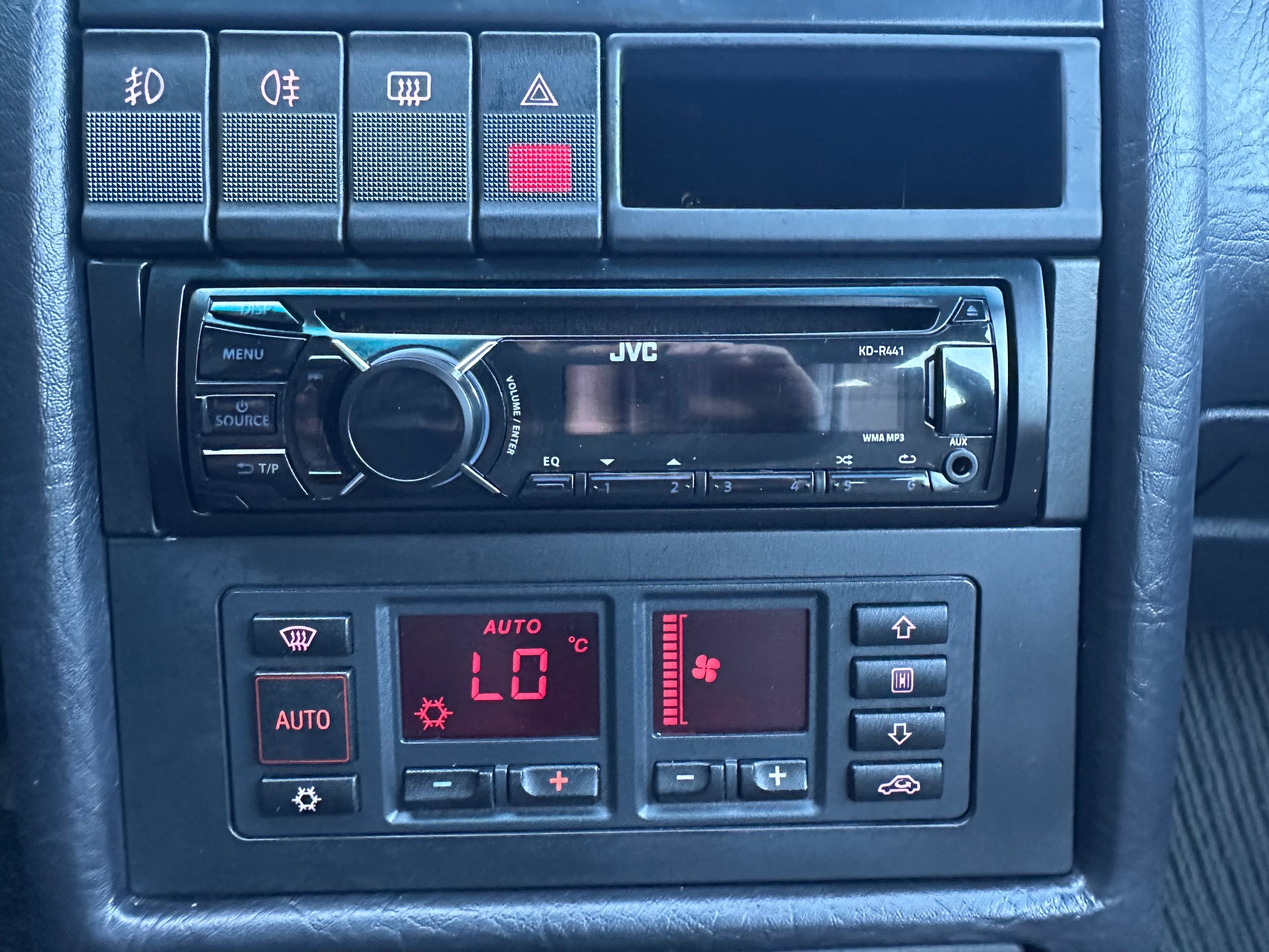 AUDI 80 Avant 2.6 E V6 - Expertisée vétéran-image-15