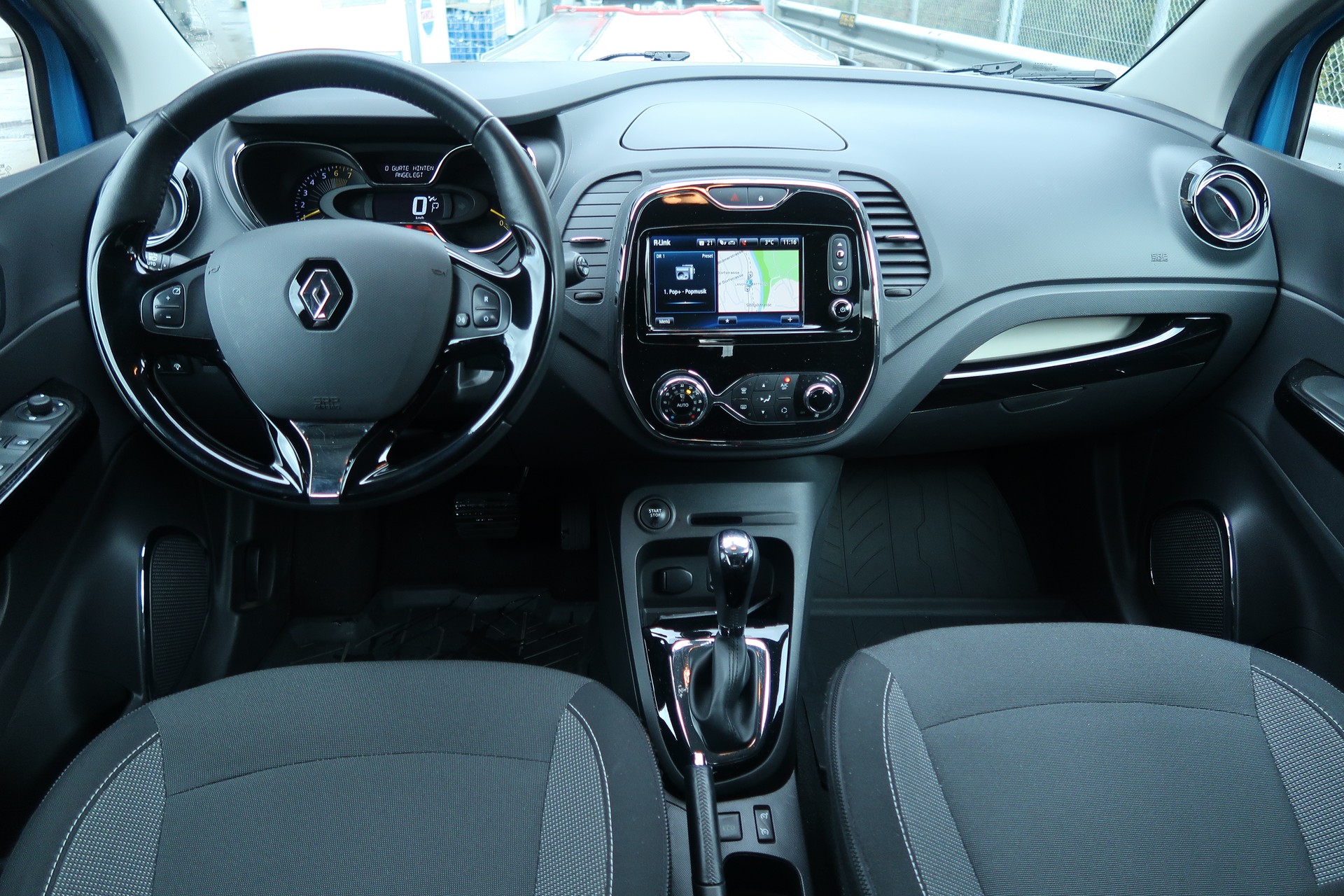 RENAULT Captur 1.2 T 16V Privilège EDC-image-6