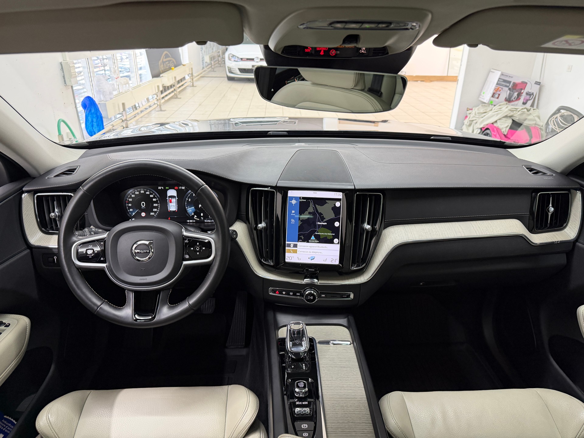 VOLVO XC60 B5 Benzin Mild Hybrid AWD Inscription Geartronic-image-7