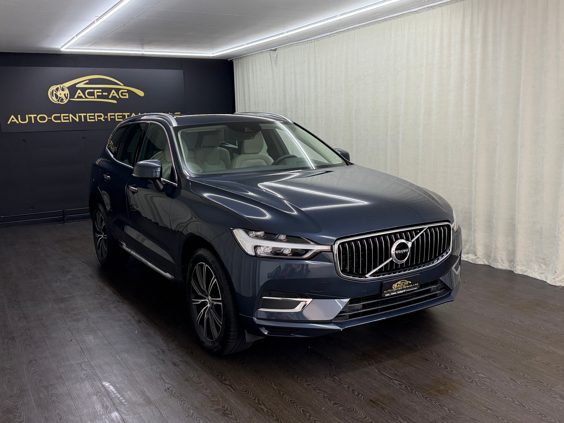 VOLVO XC60 B5 Benzin Mild Hybrid AWD Inscription Geartronic-image-2