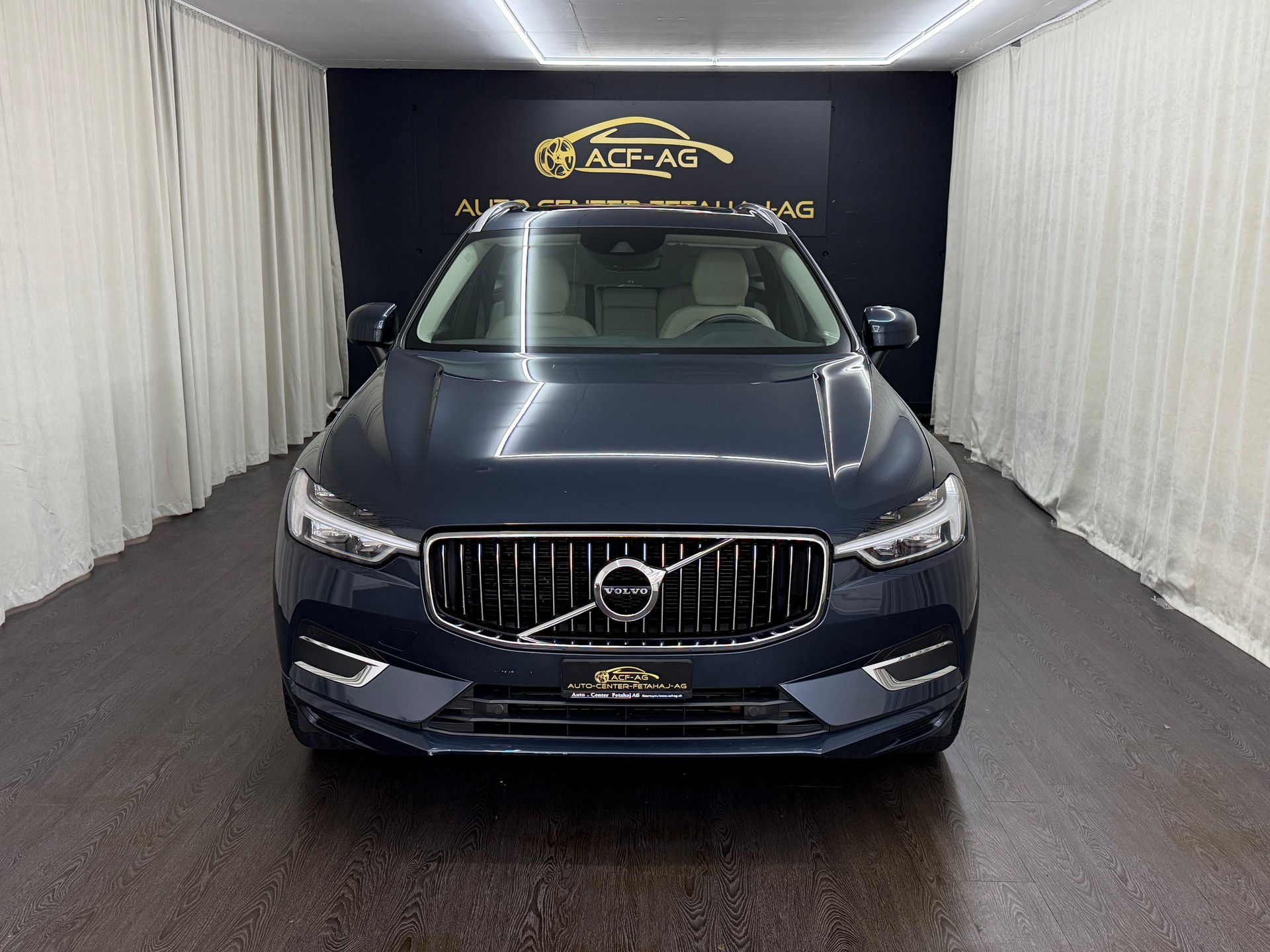 VOLVO XC60 B5 Benzin Mild Hybrid AWD Inscription Geartronic-image-1