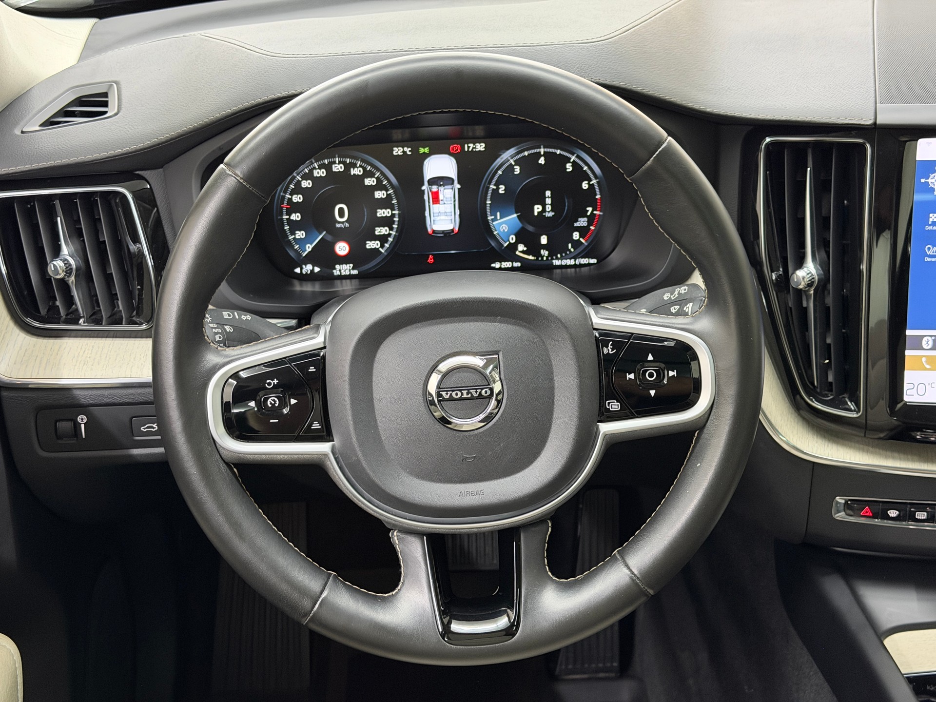 VOLVO XC60 B5 Benzin Mild Hybrid AWD Inscription Geartronic-image-10