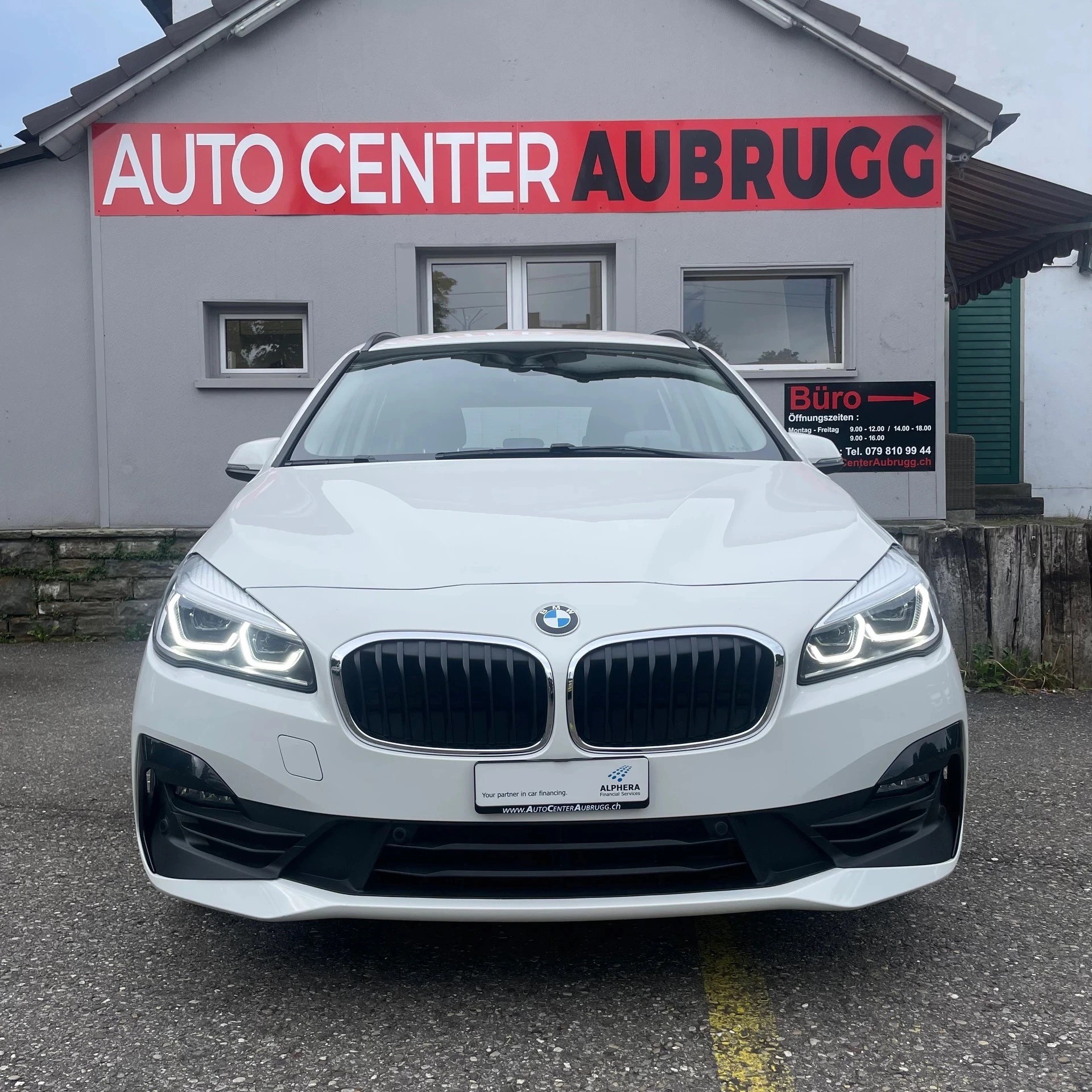 BMW 218d xDrive Gran Tourer Steptronic *CH-FAHRZEUG / ANHÄNGERKUPPLUNG / 7 SITZE / 12 MONATE GARANTIE*-image-4