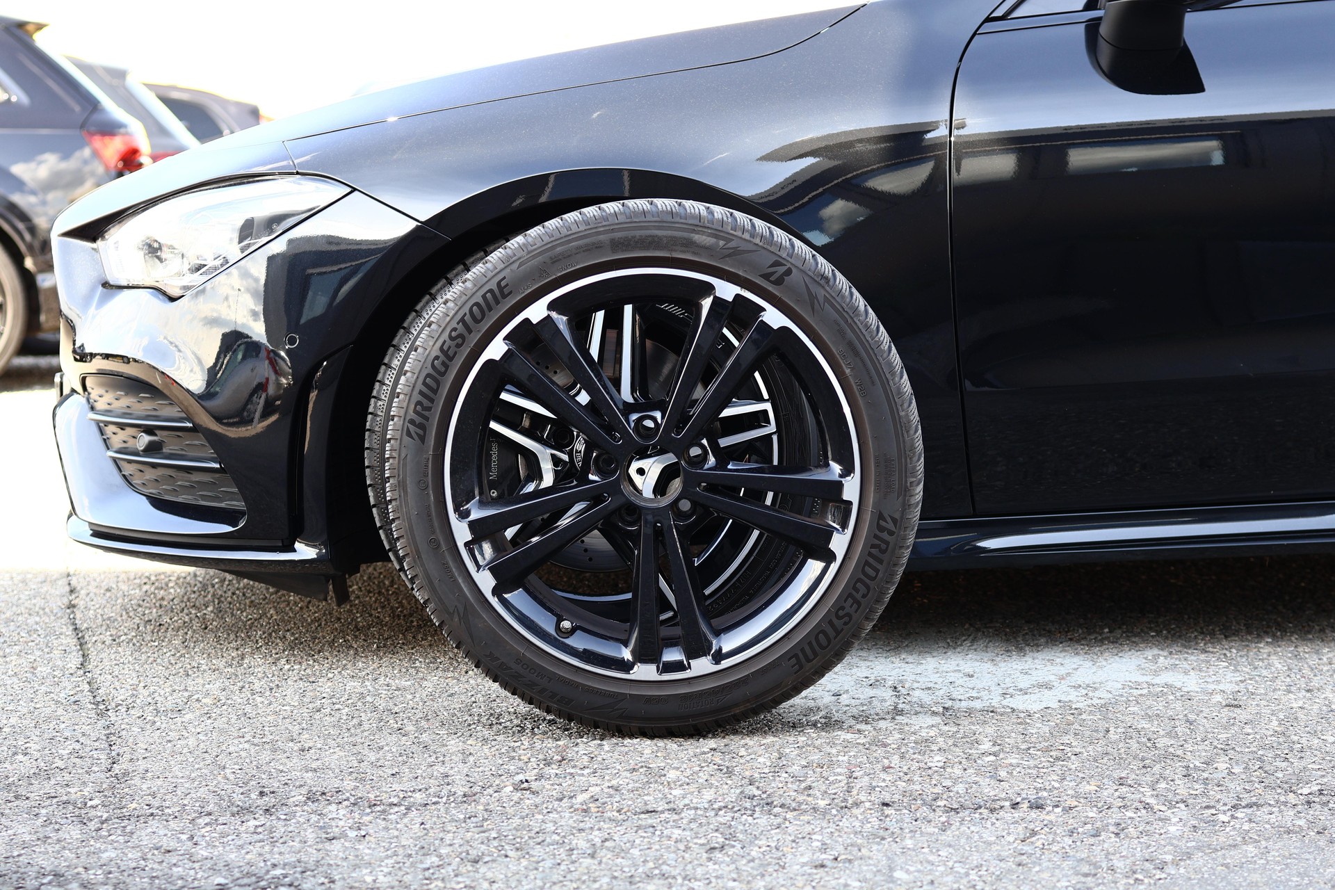 MERCEDES-BENZ CLA 250 AMG Line 4matic Shooting Brake-image-11