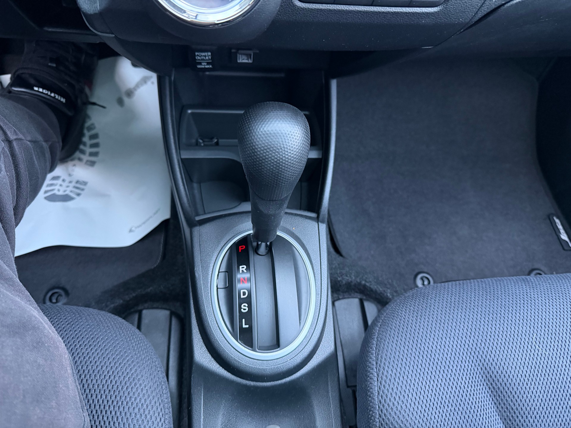 HONDA Jazz 1.3i Hybrid Elegance CVT-image-33