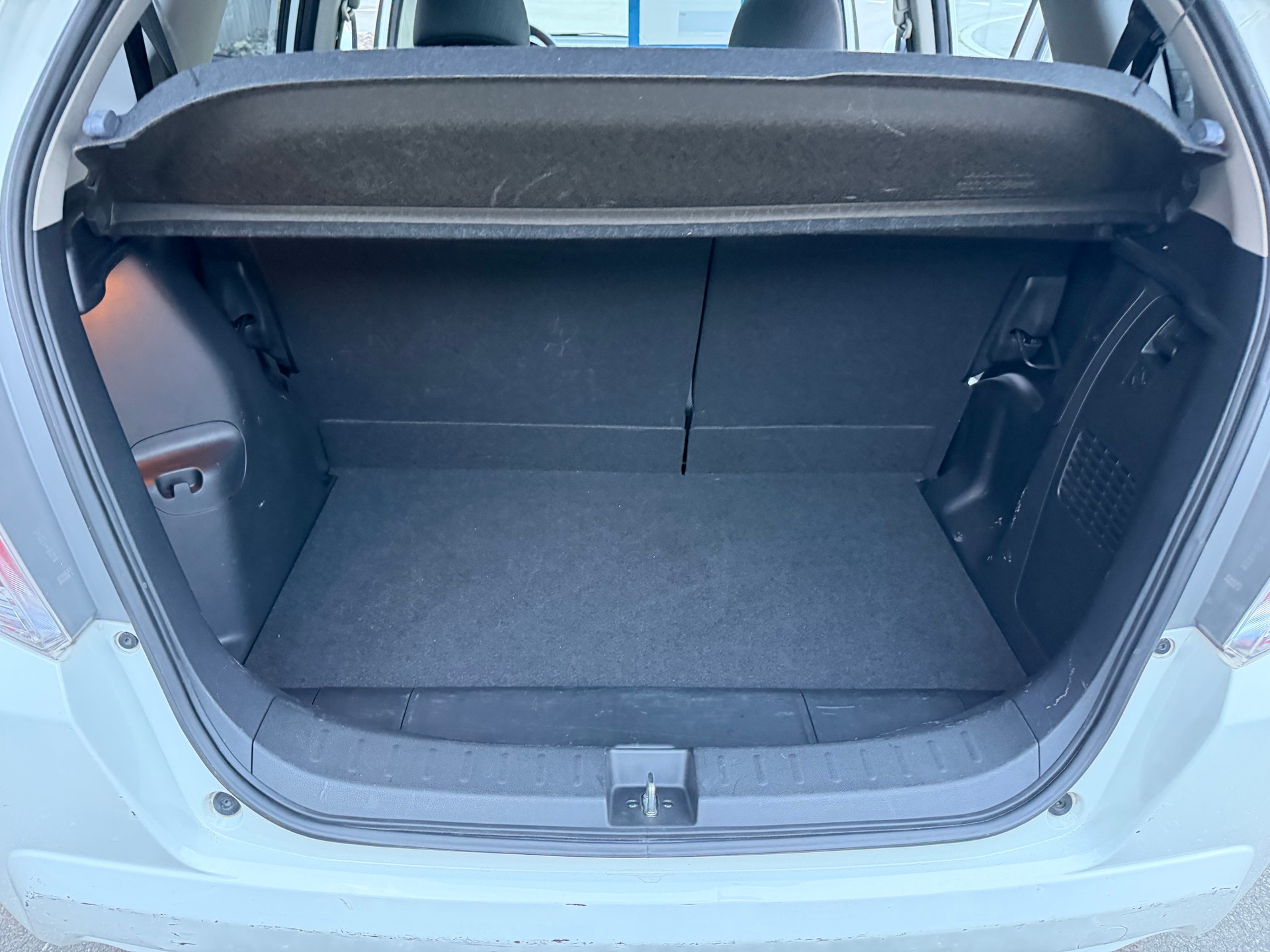 HONDA Jazz 1.3i Hybrid Elegance CVT-image-31