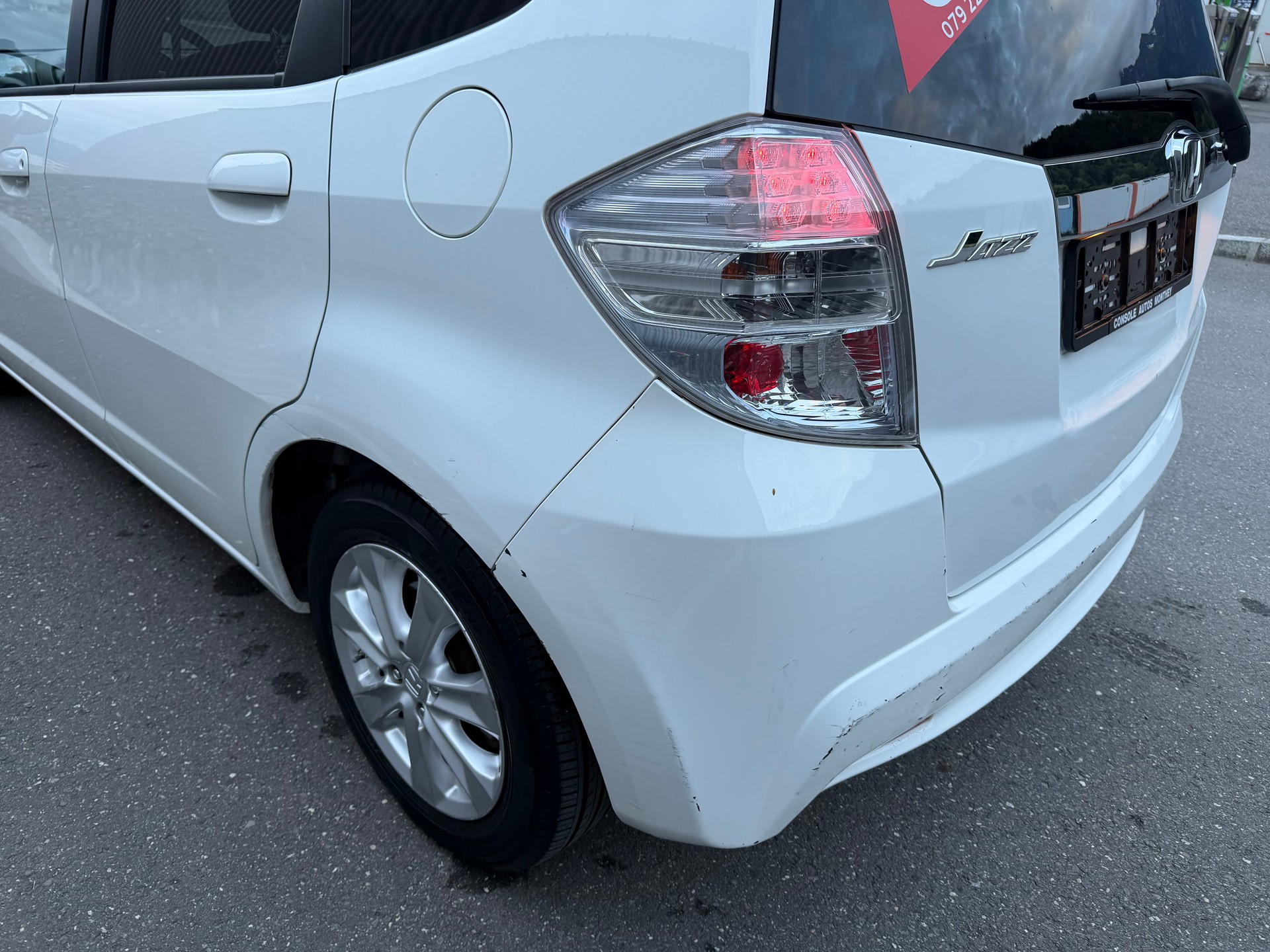 HONDA Jazz 1.3i Hybrid Elegance CVT-image-16