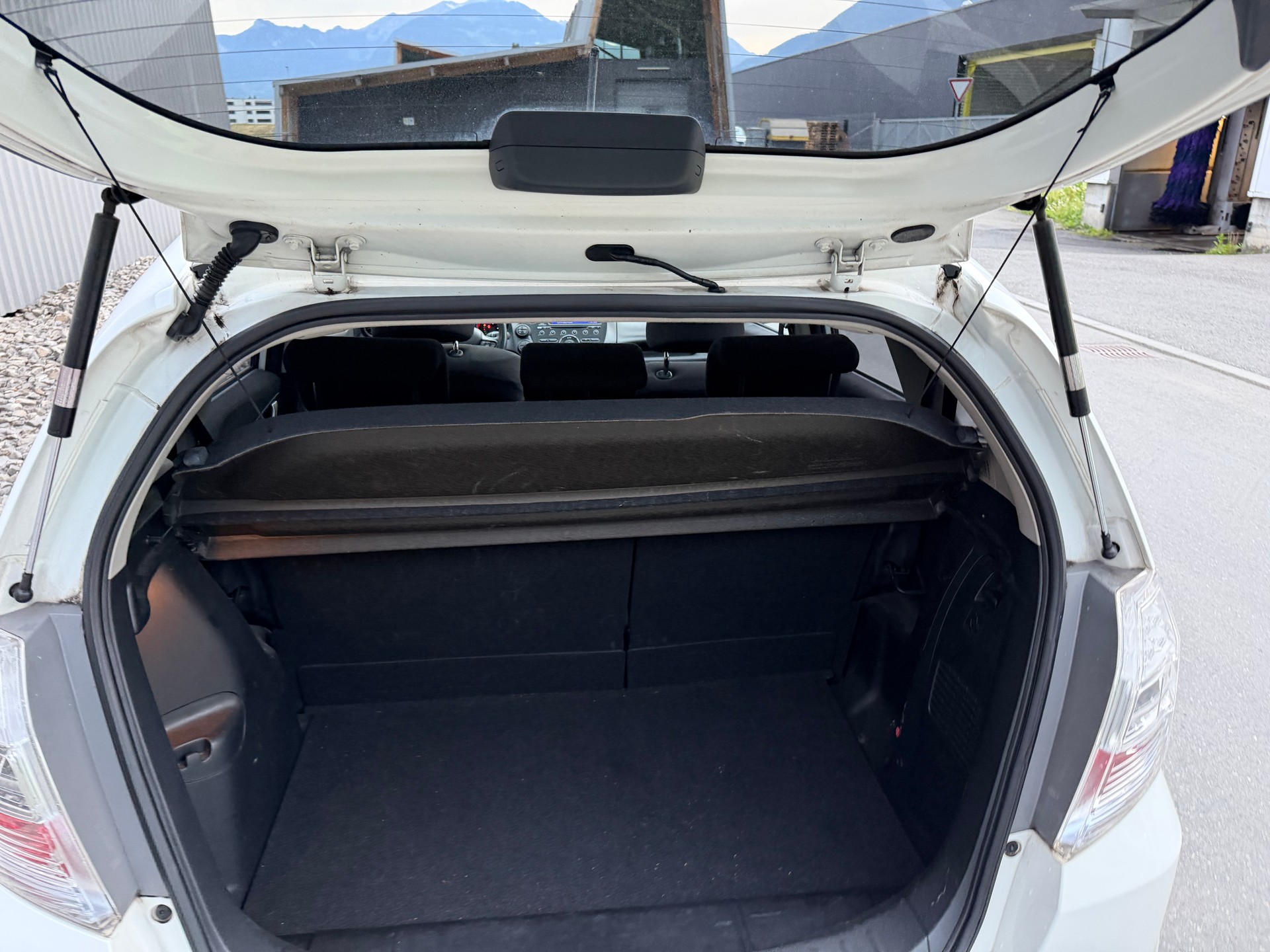 HONDA Jazz 1.3i Hybrid Elegance CVT-image-36