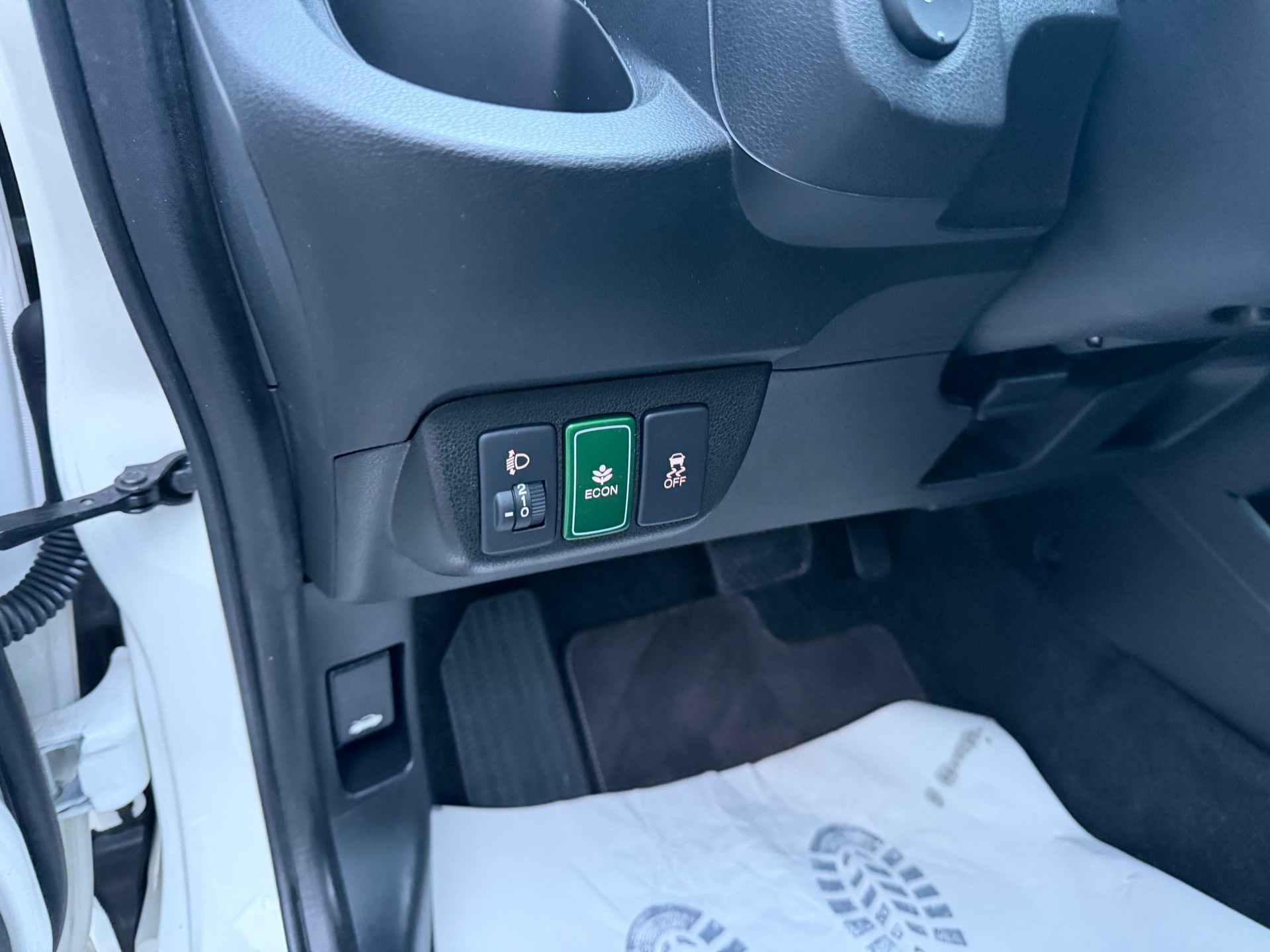 HONDA Jazz 1.3i Hybrid Elegance CVT-image-30