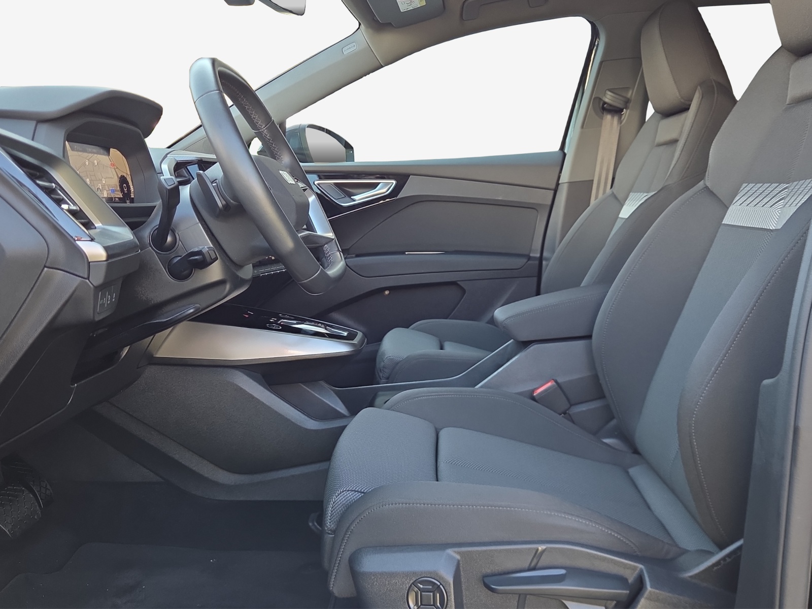 AUDI Q4 e-tron 45 quattro-image-8