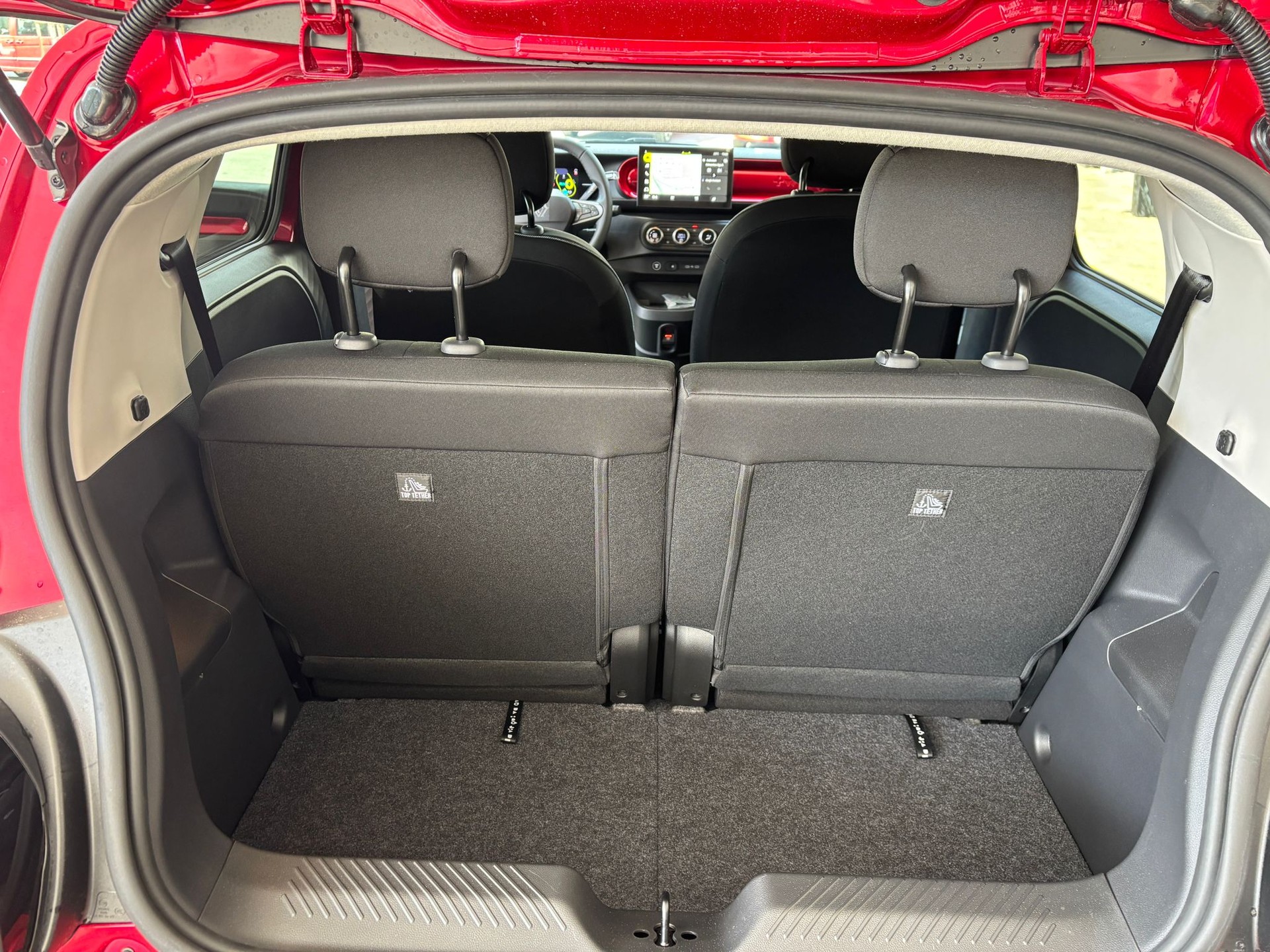 RENAULT Twingo 27kWh Techno-image-10