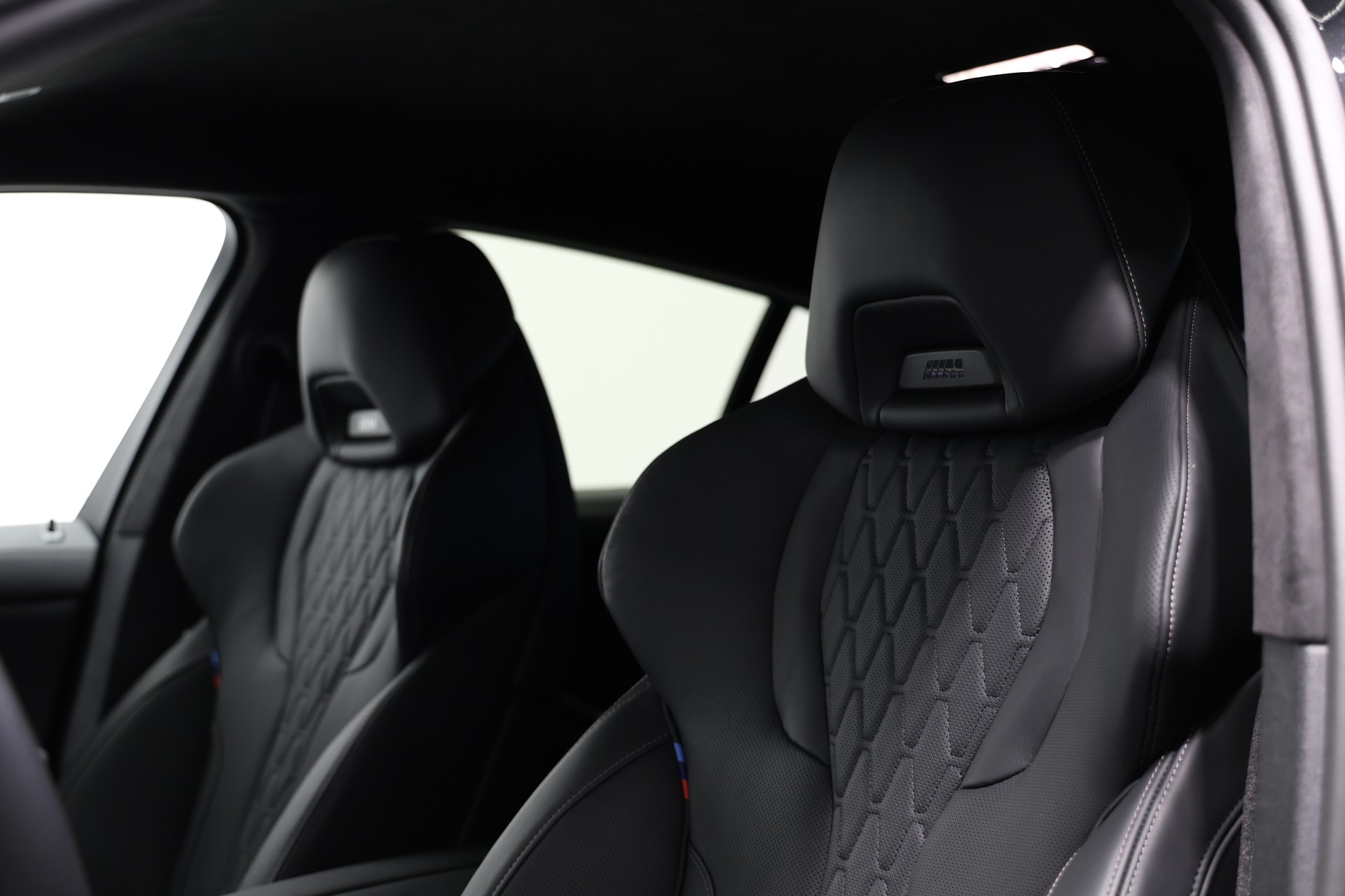 BMW X6 xDrive 48V 30d M Sport Steptronic-image-19