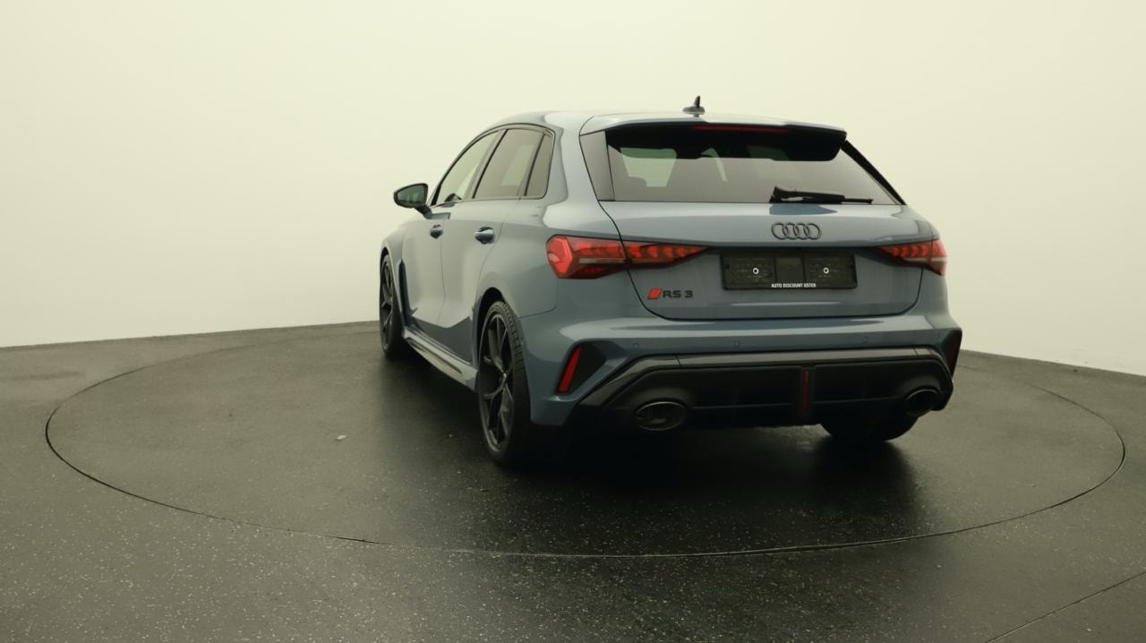 AUDI RS3 Sportback 2.5 TSI quattro S-tronic-image-3