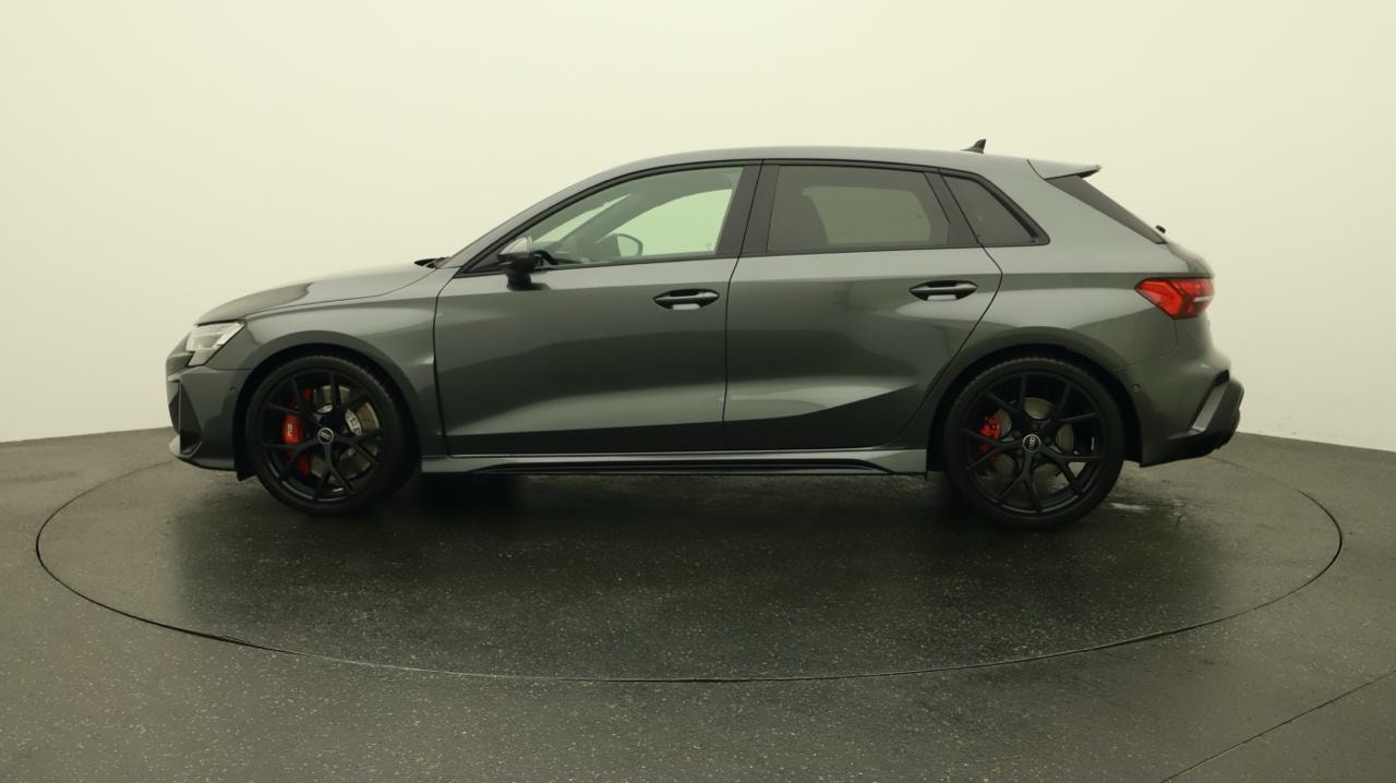 AUDI RS3 Sportback 2.5 TSI quattro S-tronic-image-1
