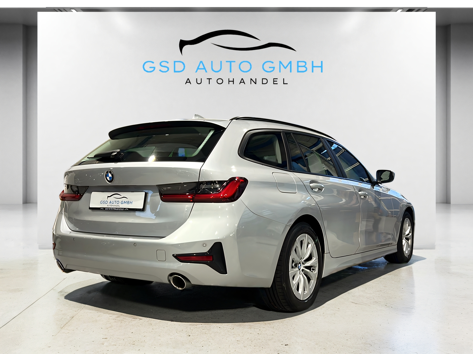 BMW 320d xDrive Touring Steptronic**Frisch ab MFK**-image-4