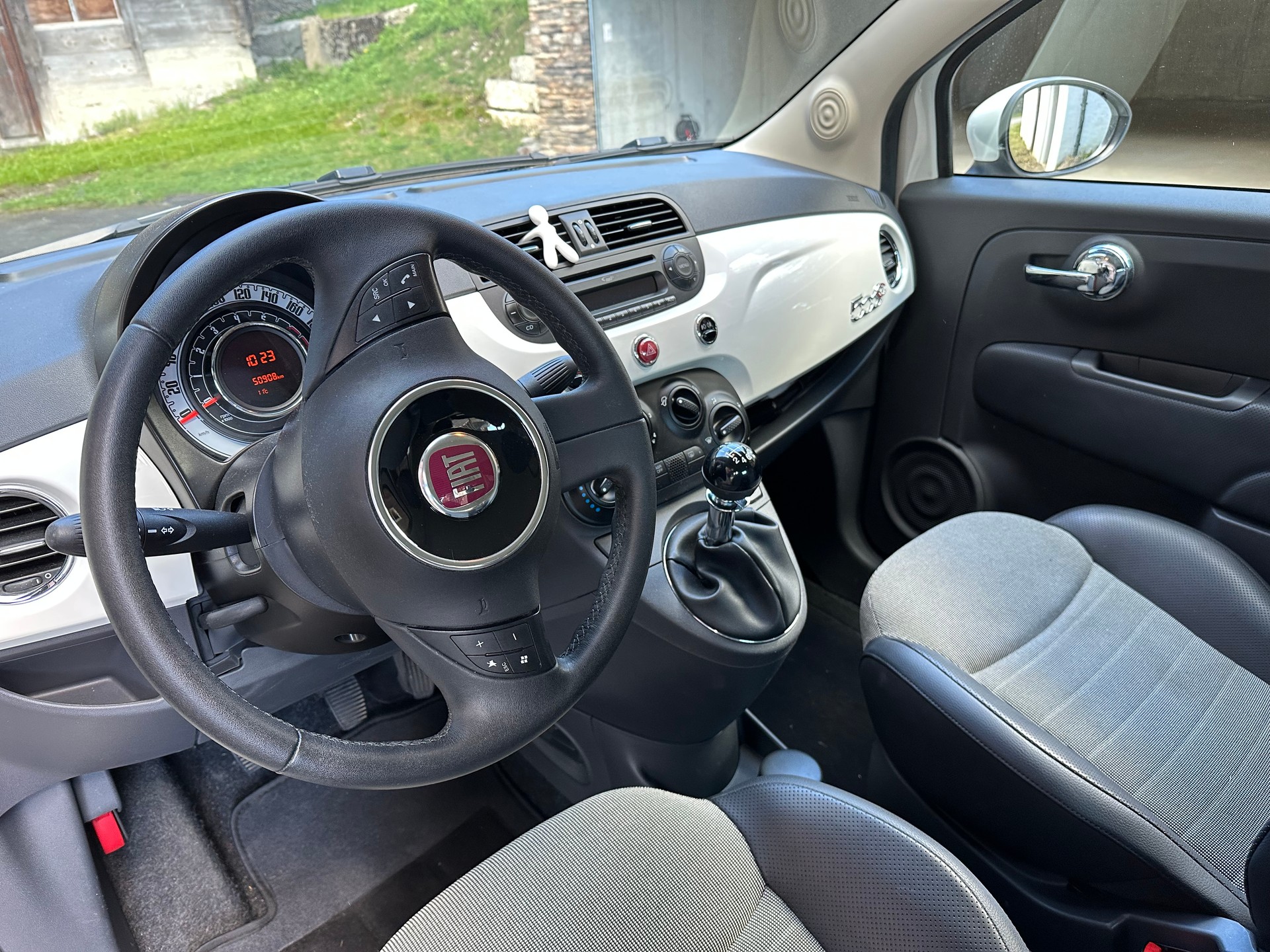 FIAT 1.4 16V Lounge-image-4