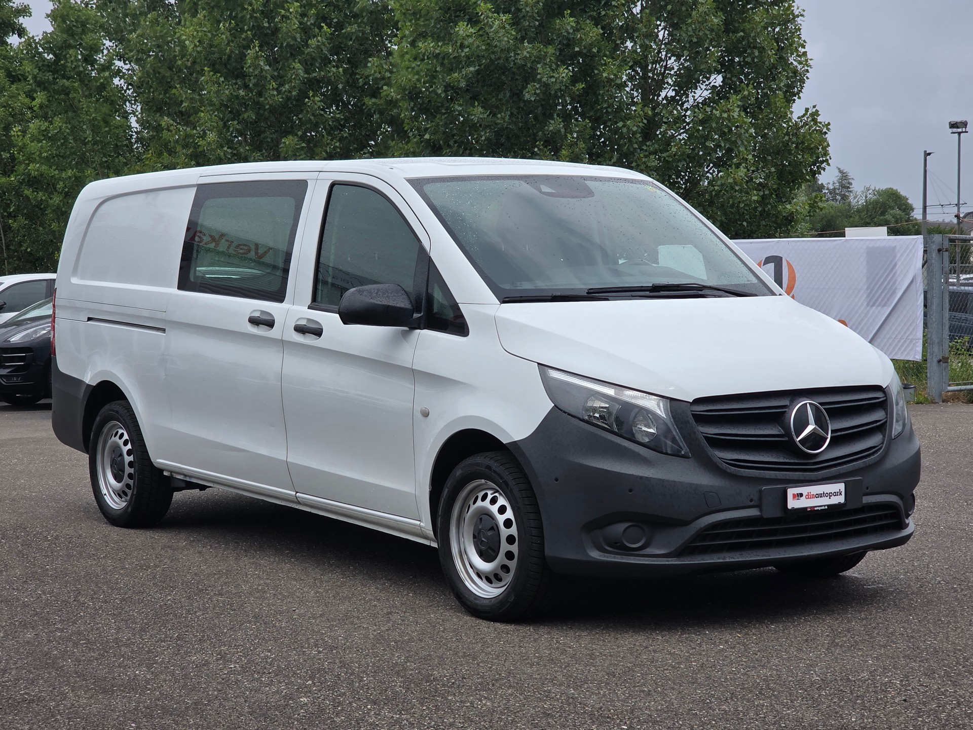 MERCEDES-BENZ Vito 114 CDI Extralang 9G-Tronic 4Matic ** Automat ** Navi ** Klima **Anhängerkupplung ** Nutzlast 810KG **-image-2
