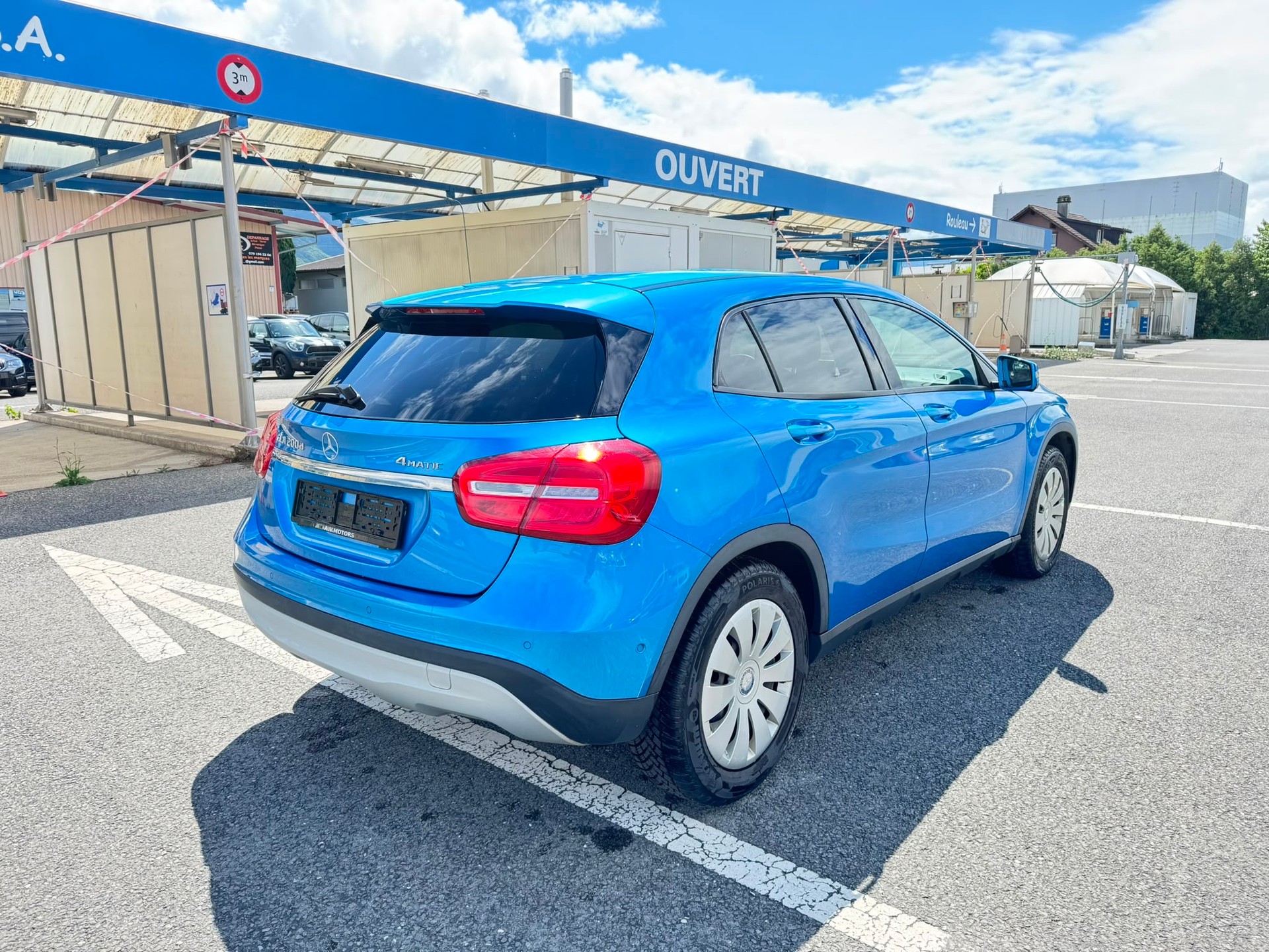 MERCEDES-BENZ GLA 200 CDI Swiss Star Edition Urban 4Matic 7G-DCT-image-4