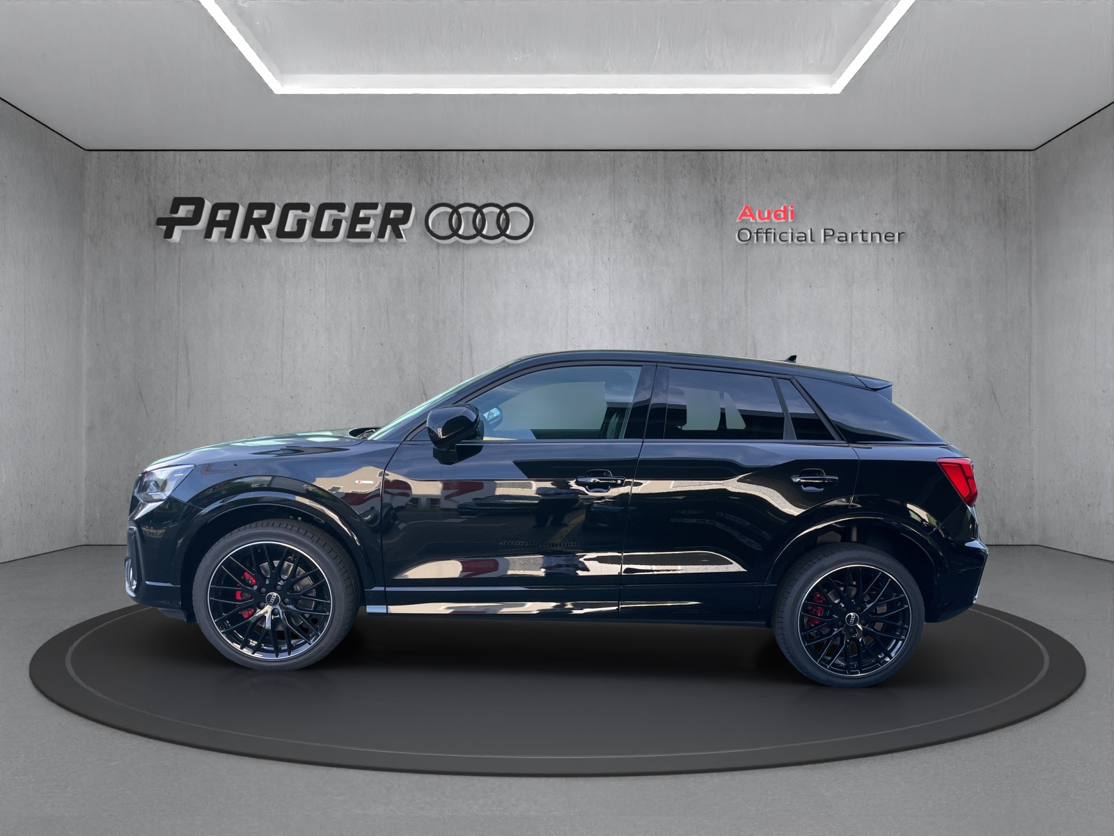 AUDI Q2 40 TFSI S line Attraction quattro S-tronic-image-2