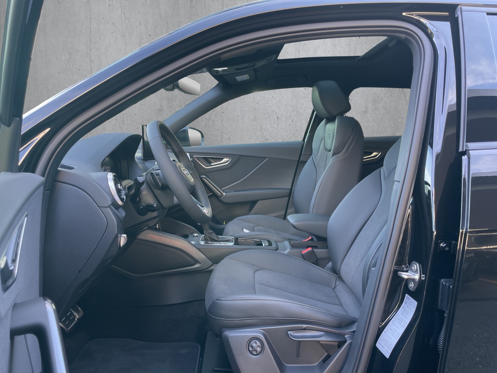 AUDI Q2 40 TFSI S line Attraction quattro S-tronic-image-6