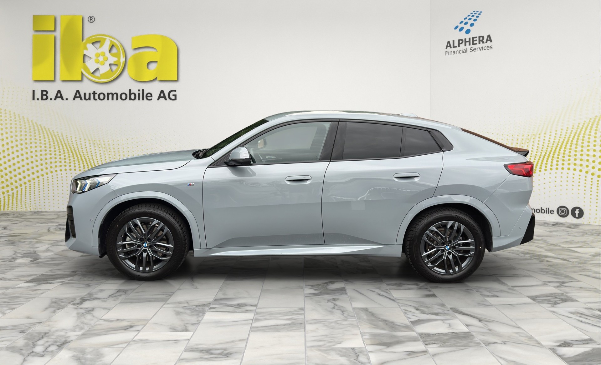 BMW X2 sDrive 20i 48V M Sport (CH) AHK Innovationspaket-showroom-element-1