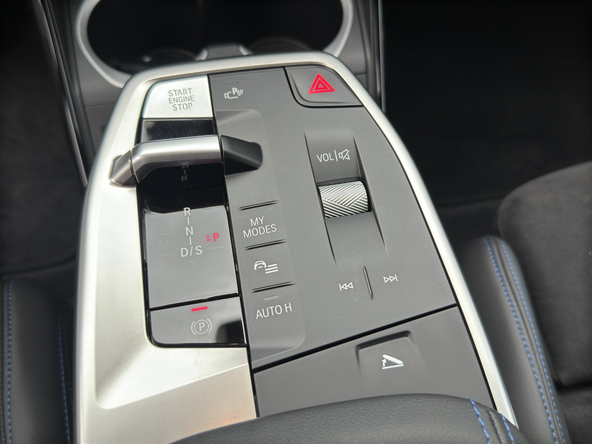BMW X2 sDrive 20i 48V M Sport (CH) AHK Innovationspaket-image-22