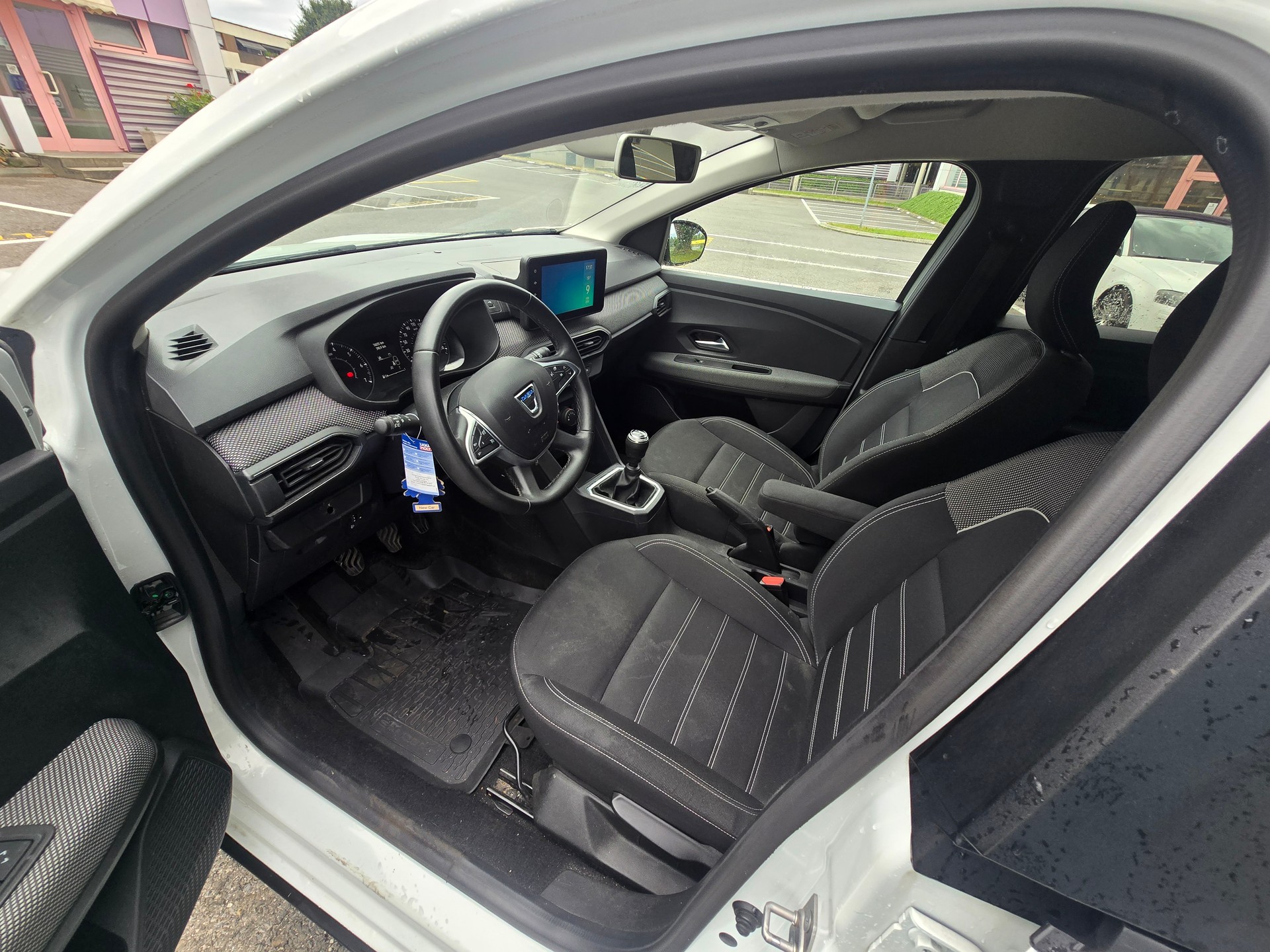DACIA Jogger TCe 110 Comfort-image-9