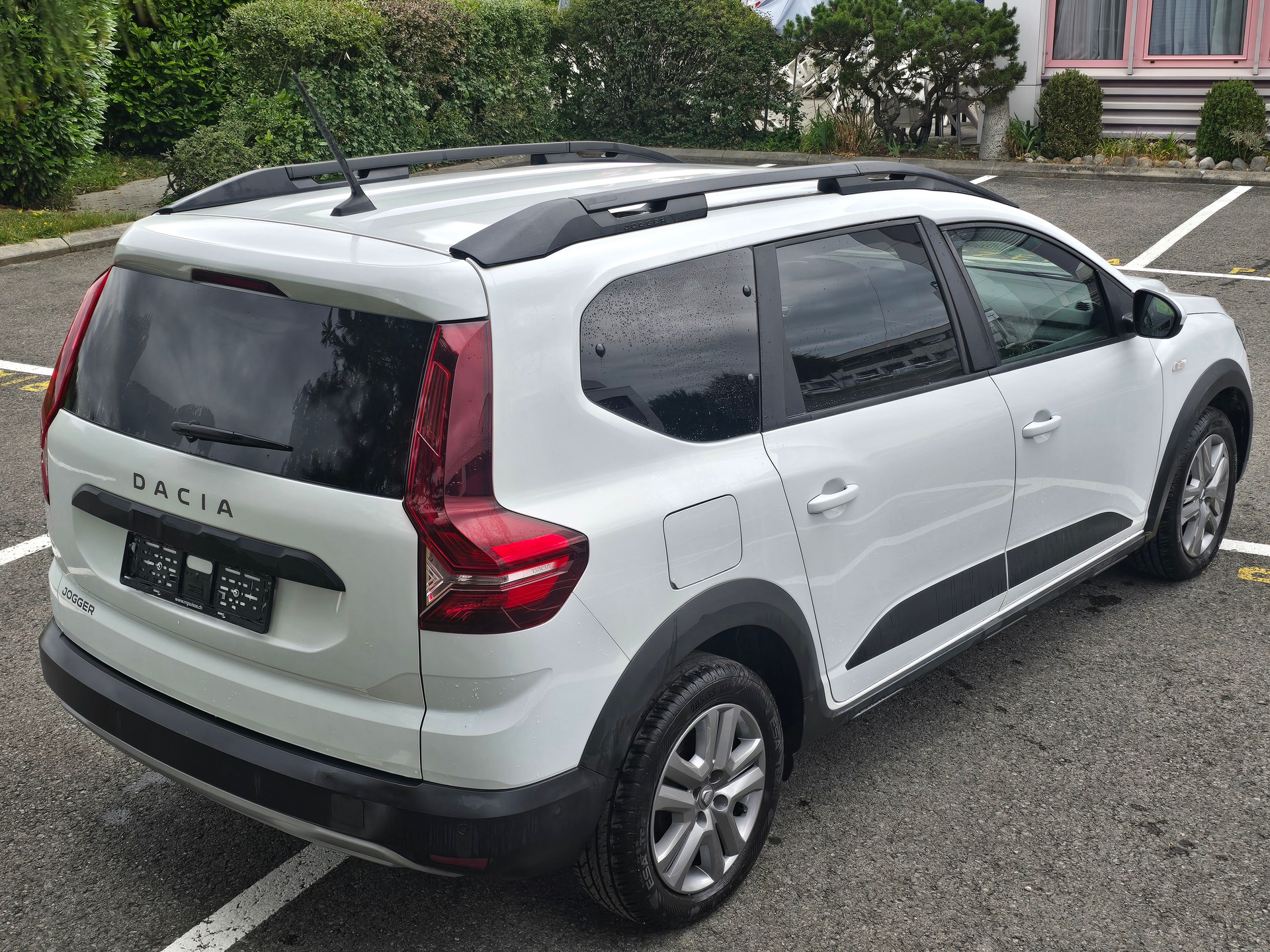 DACIA Jogger TCe 110 Comfort-image-3