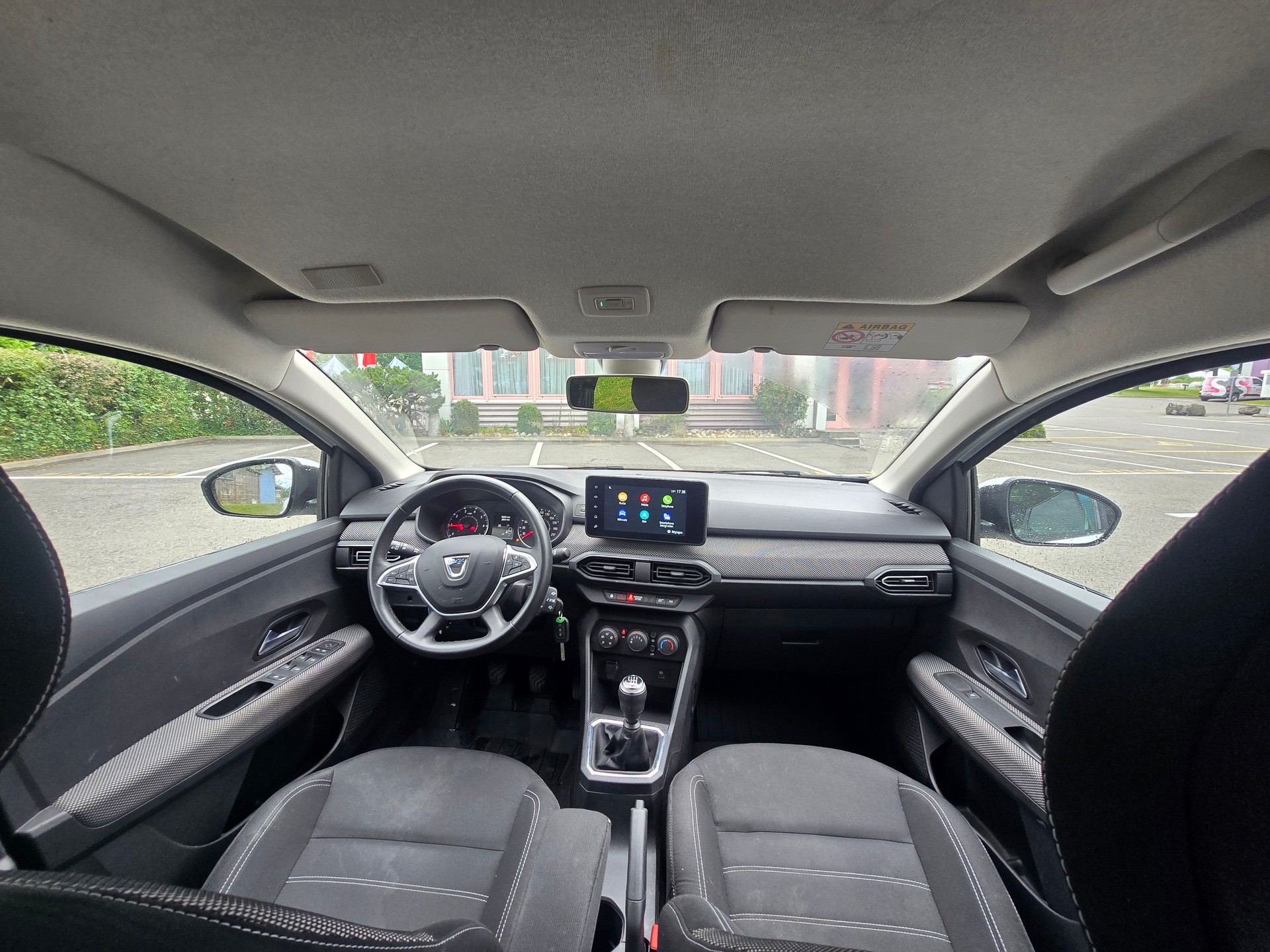 DACIA Jogger TCe 110 Comfort-image-6