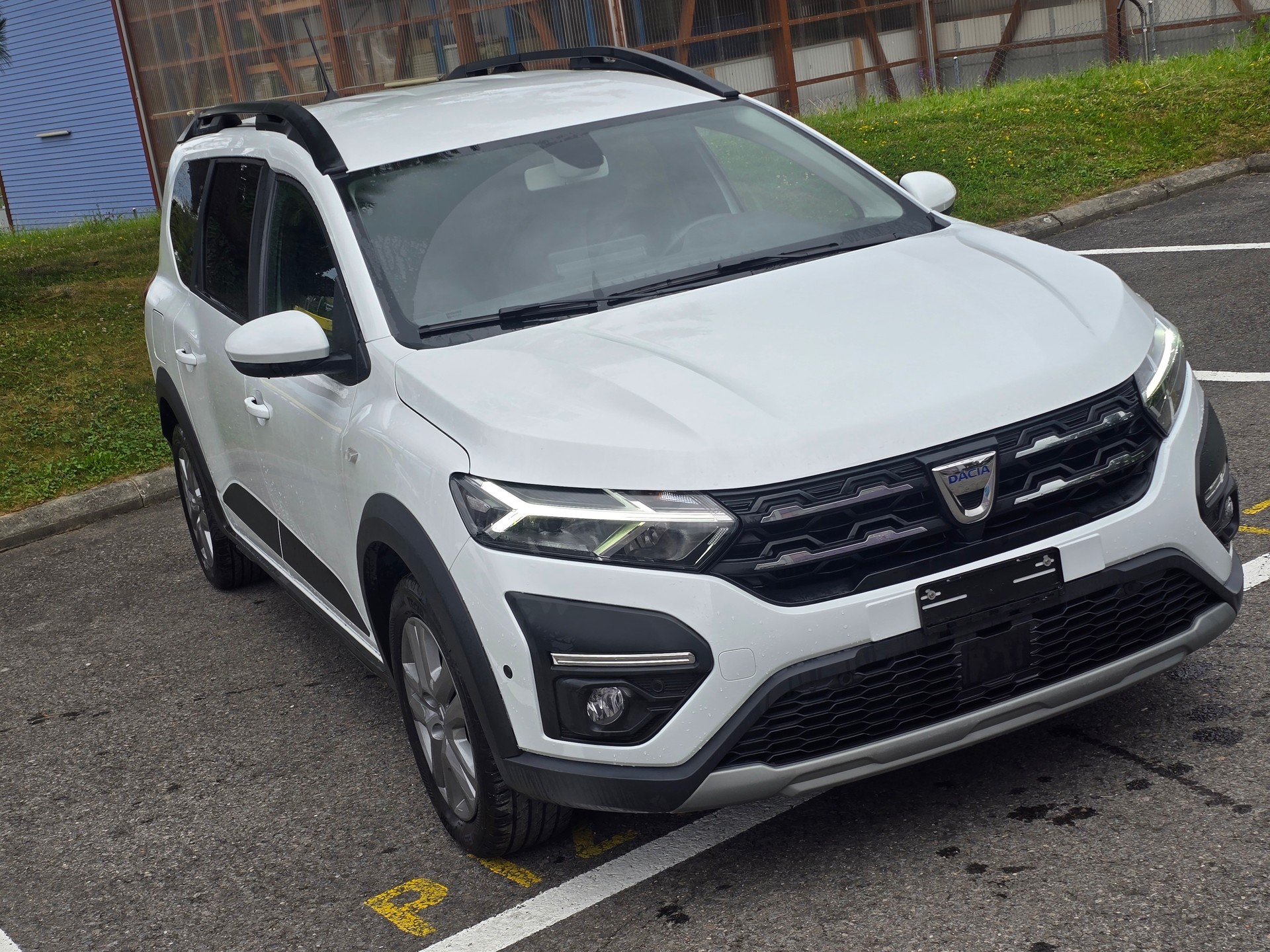 DACIA Jogger TCe 110 Comfort-image-2