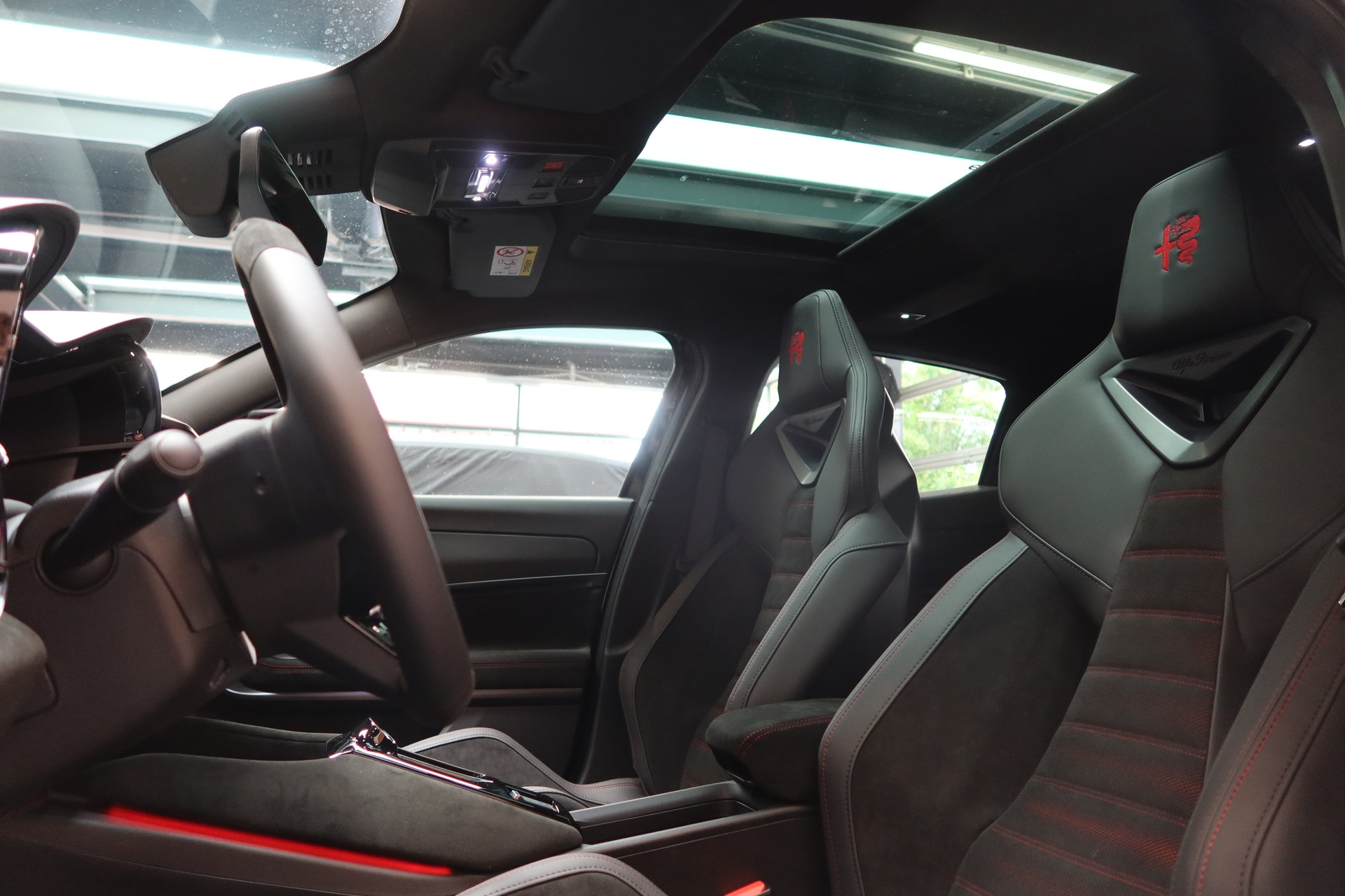 ALFA ROMEO Junior 280 54kWh veloce sport-\-tech-sky-image-8