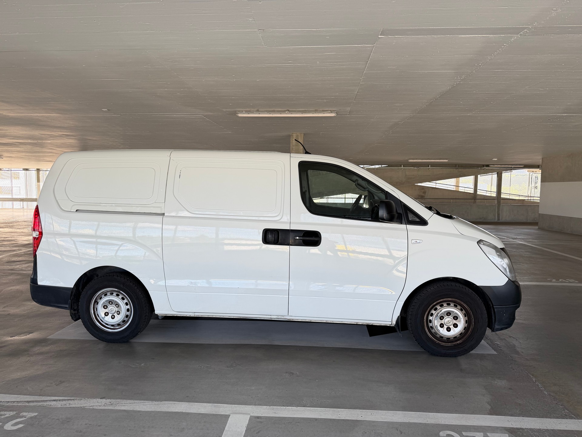 HYUNDAI H-1 Cargo - 5 porte - Climation - Expertise du jour-image-1