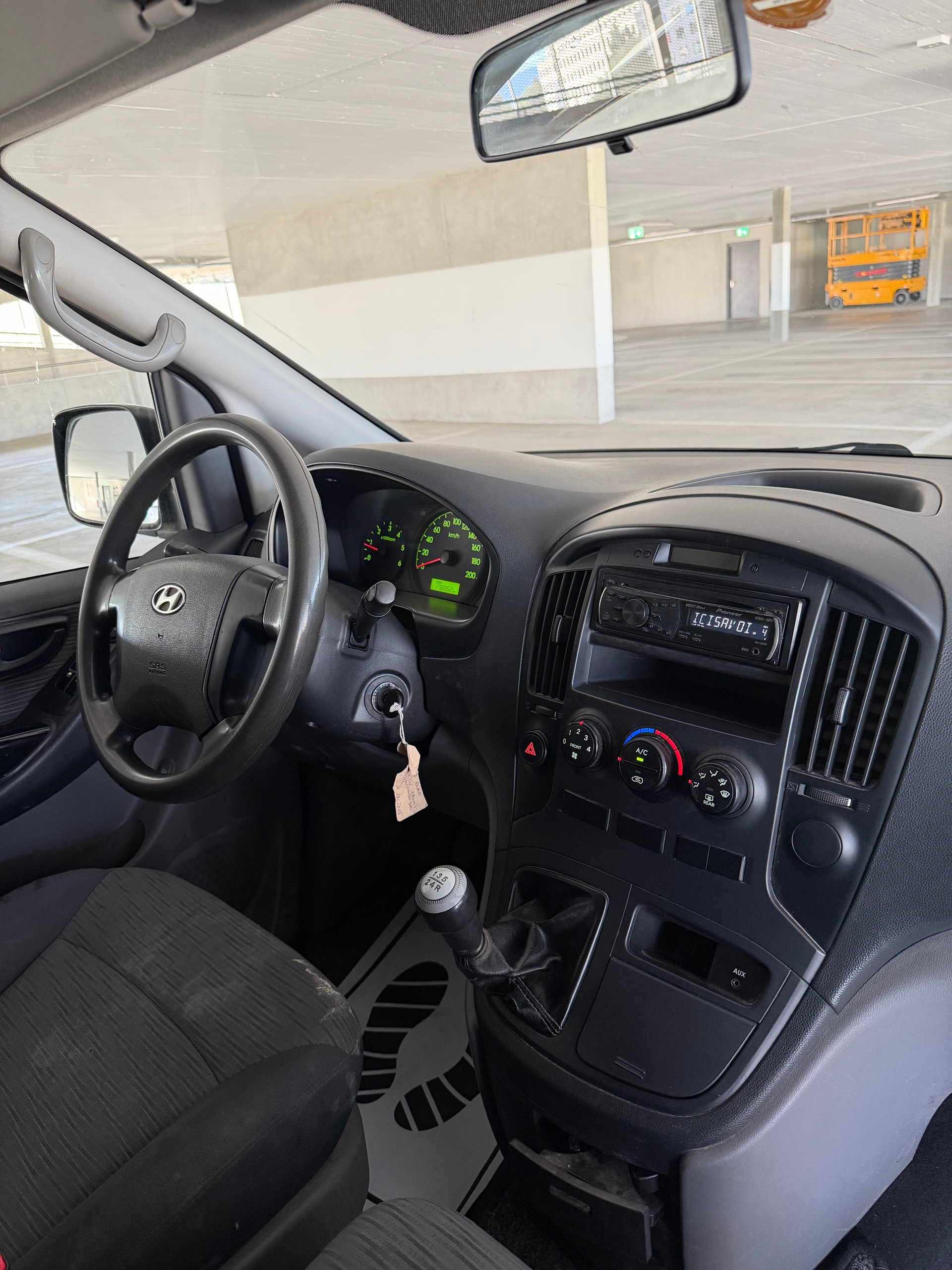 HYUNDAI H-1 Cargo - 5 porte - Climation - Expertise du jour-image-12