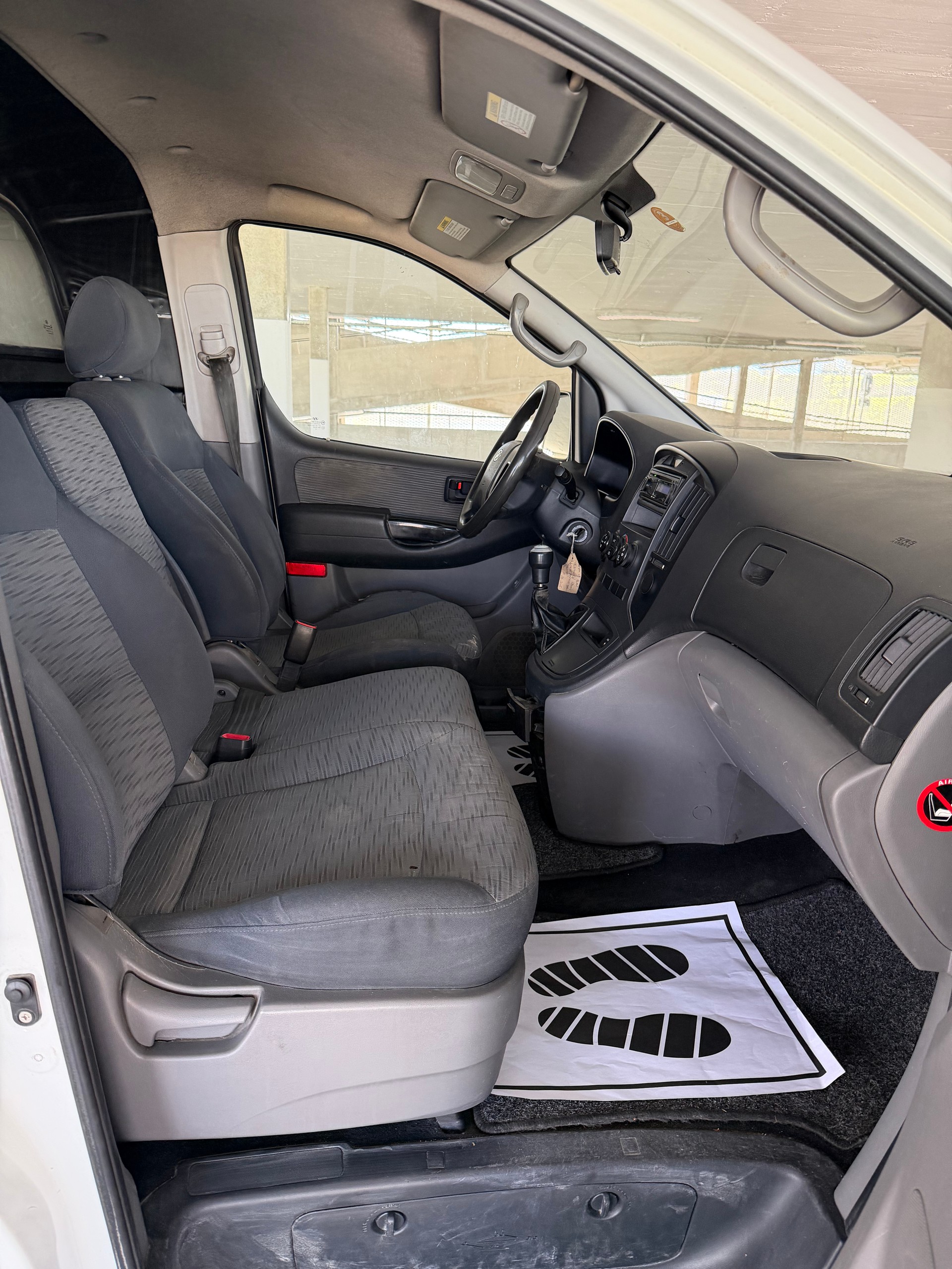 HYUNDAI H-1 Cargo - 5 porte - Climation - Expertise du jour-image-11
