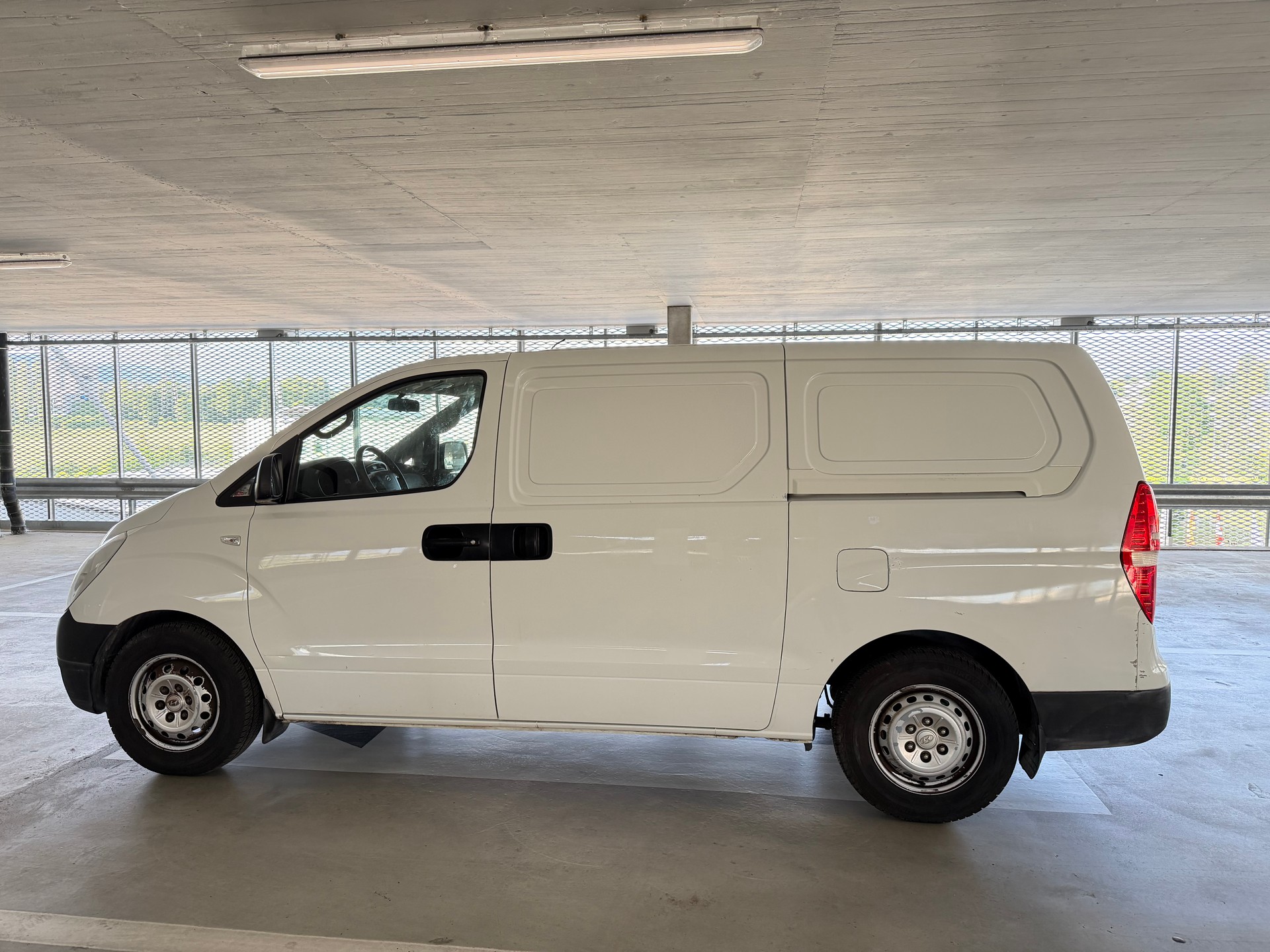 HYUNDAI H-1 Cargo - 5 porte - Climation - Expertise du jour-image-5